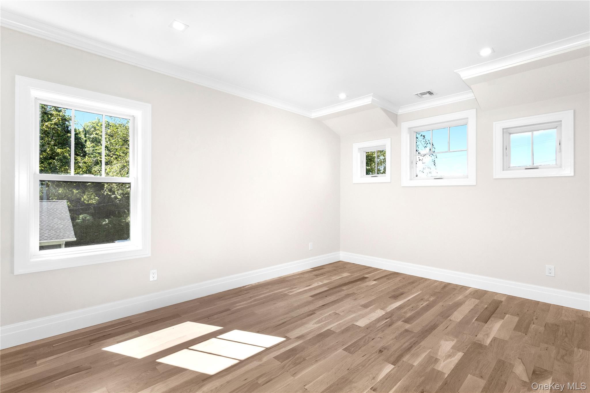 Single Family Arshamomaque Suffolk County, NY 11971, MLS-905528-20