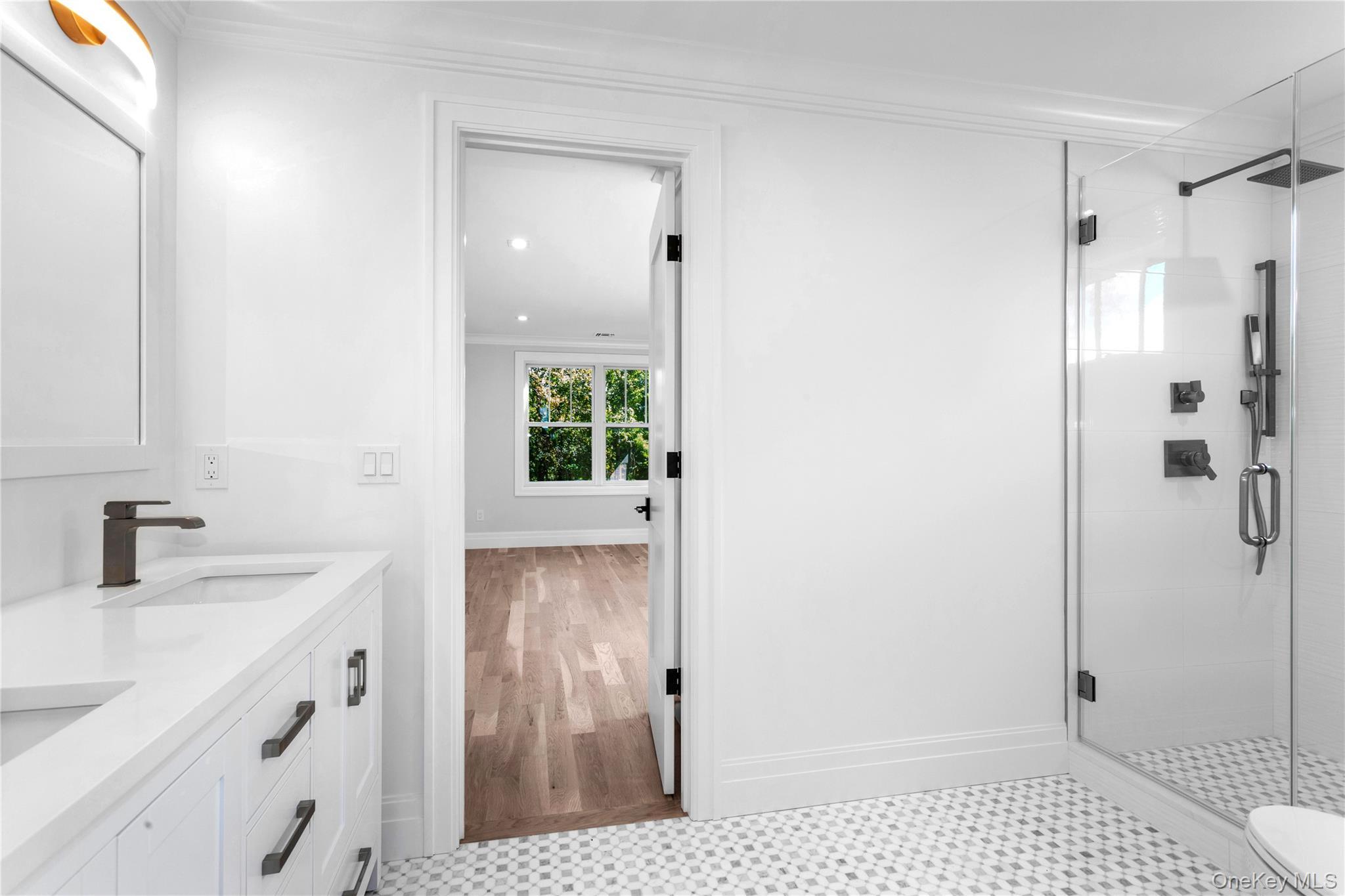 Single Family Arshamomaque  Suffolk County, NY 11971, MLS-905528-22