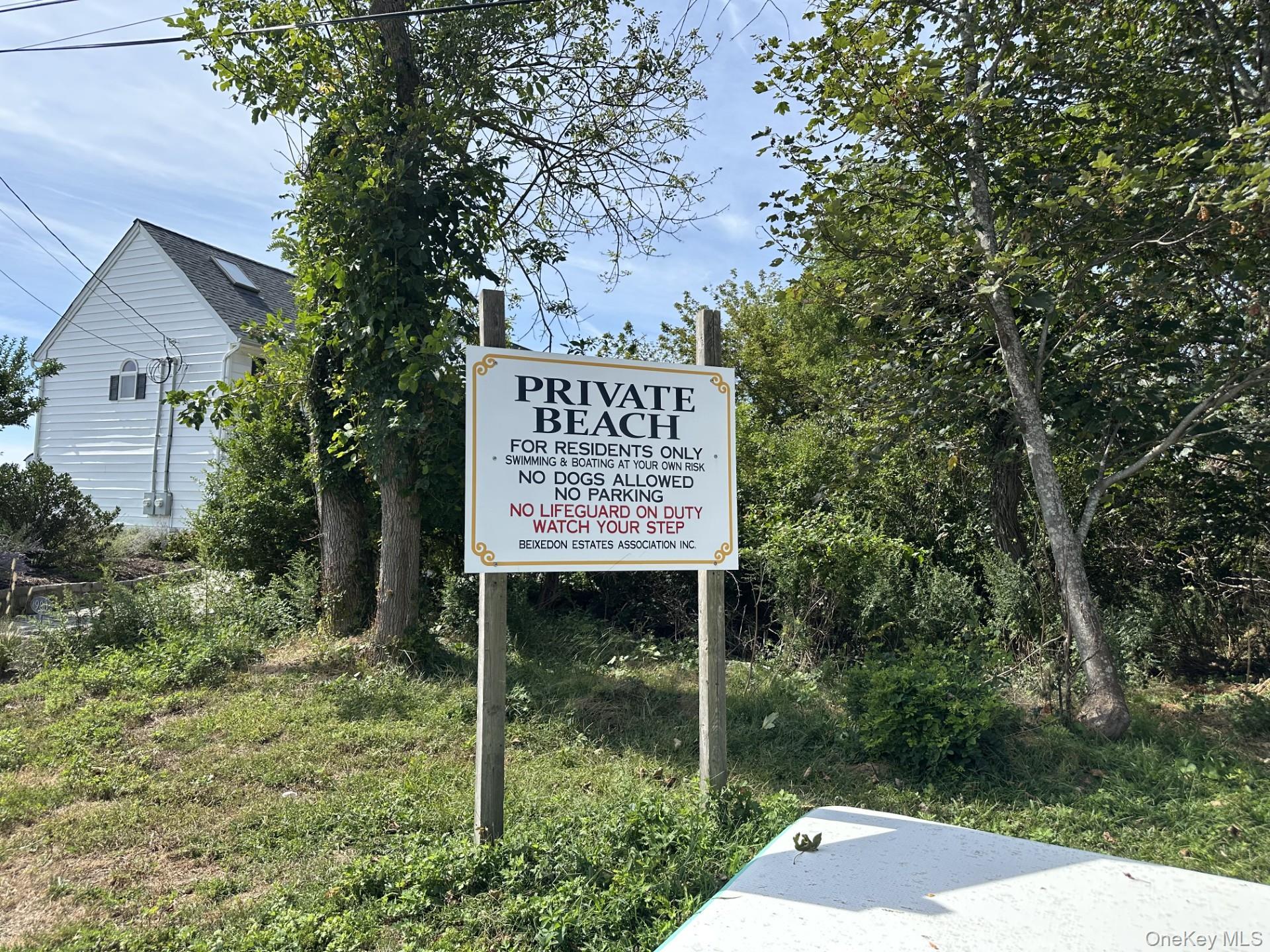 Single Family Arshamomaque Suffolk County, NY 11971, MLS-905528-8