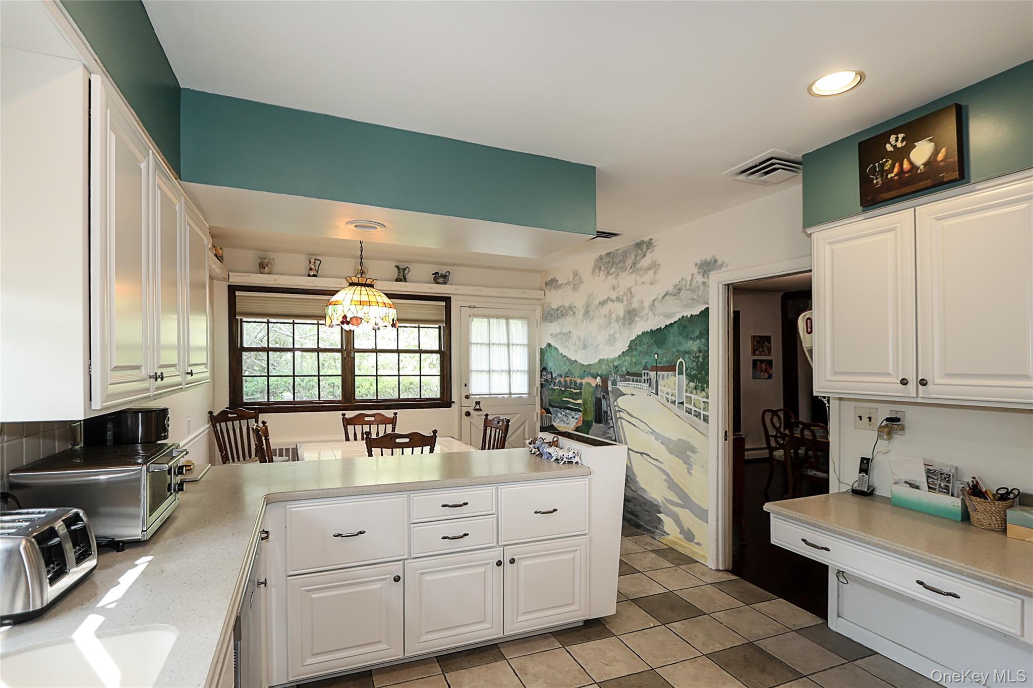 Single Family Birch Nassau County, NY 11576, MLS-905544-12