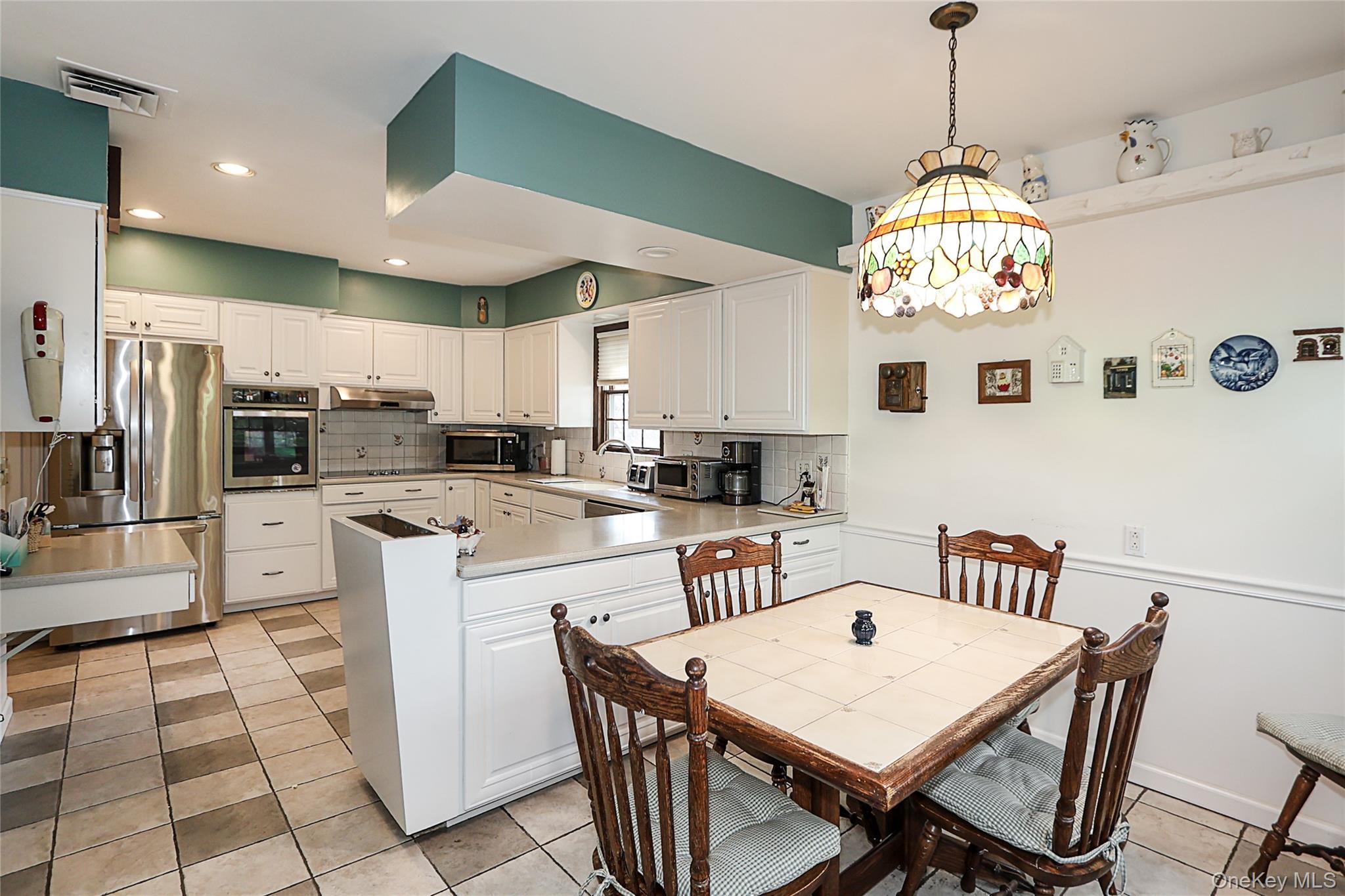 Single Family Birch Nassau County, NY 11576, MLS-905544-16