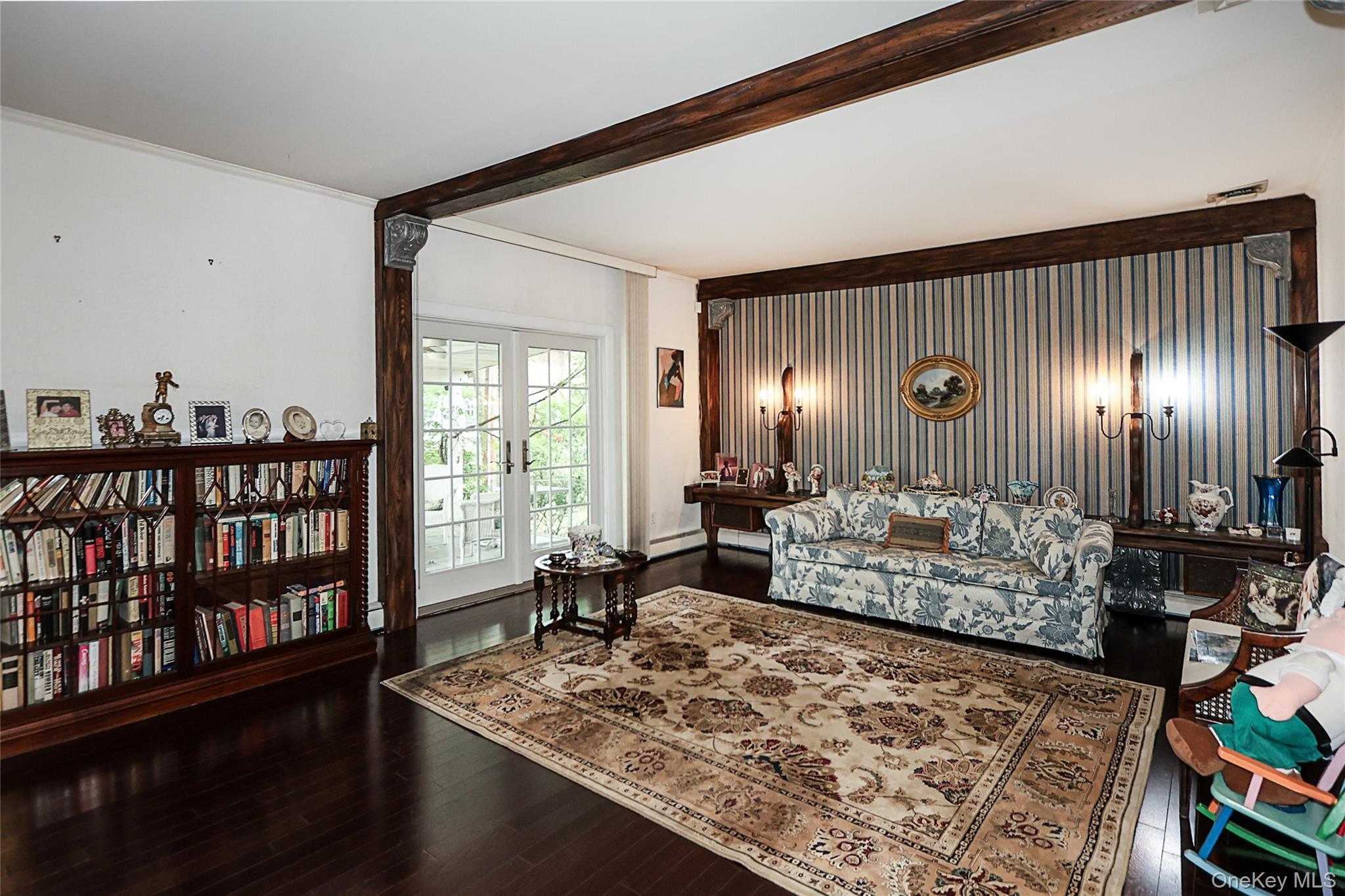 Single Family Birch Nassau County, NY 11576, MLS-905544-22