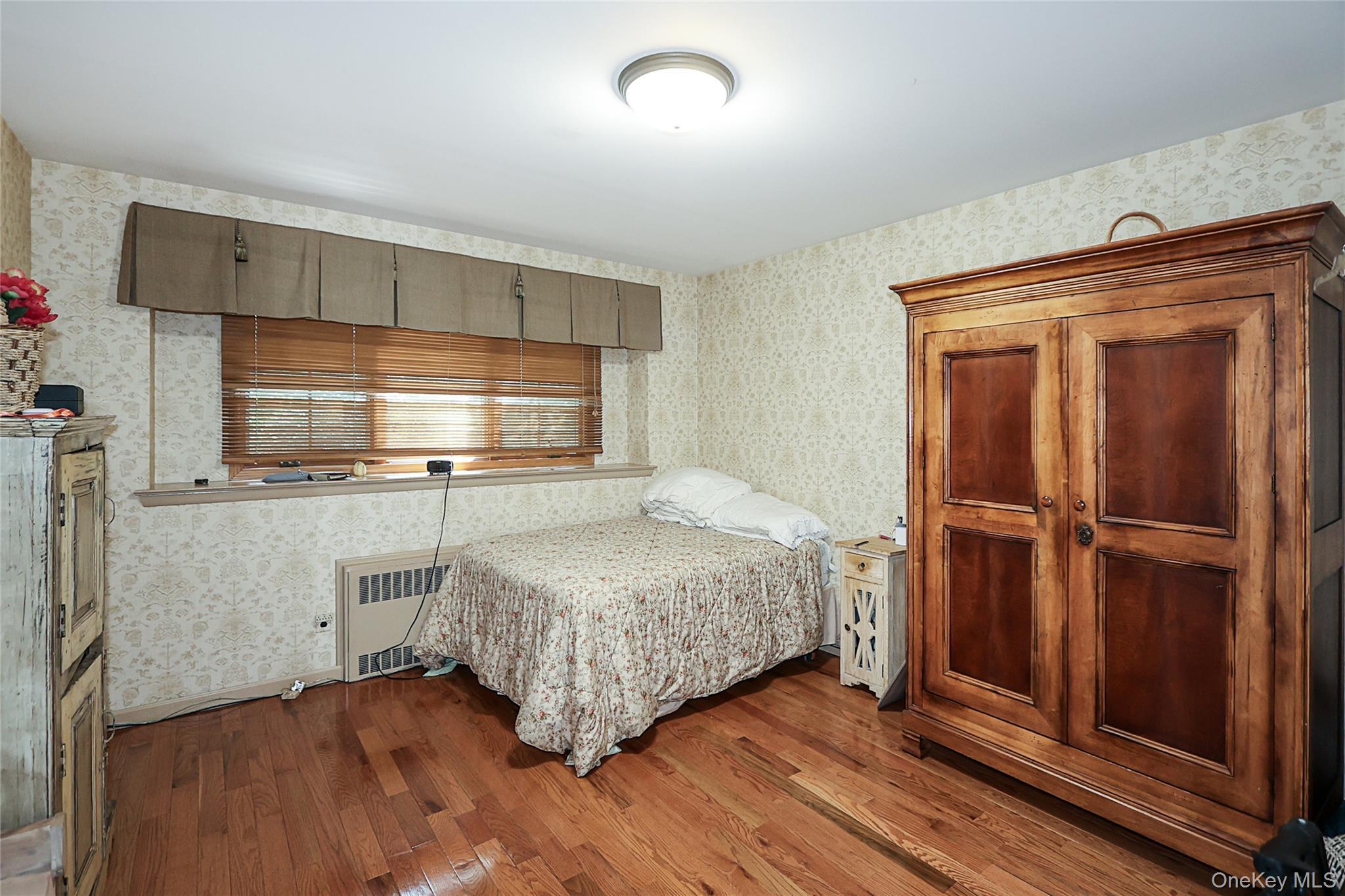 Single Family Birch Nassau County, NY 11576, MLS-905544-27