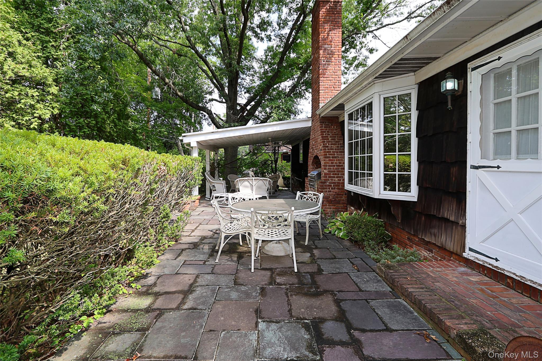 Single Family Birch Nassau County, NY 11576, MLS-905544-36