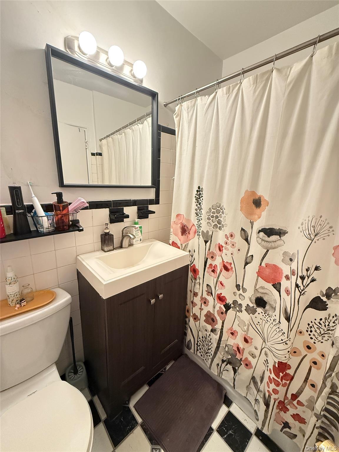 Apartment 102nd  Queens, NY 11374, MLS-905565-8