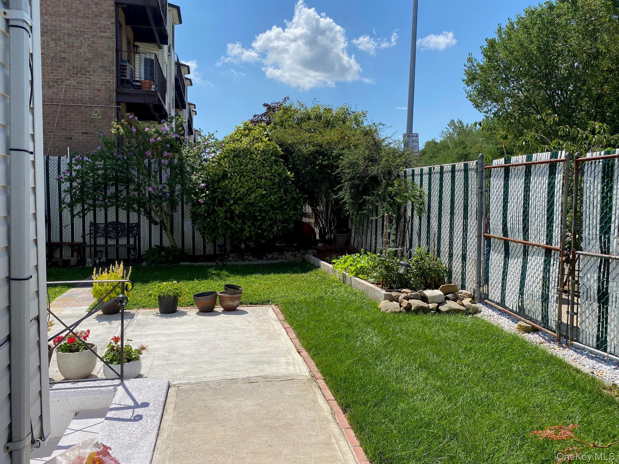 Single Family 151st Queens, NY 11414, MLS-905587-7