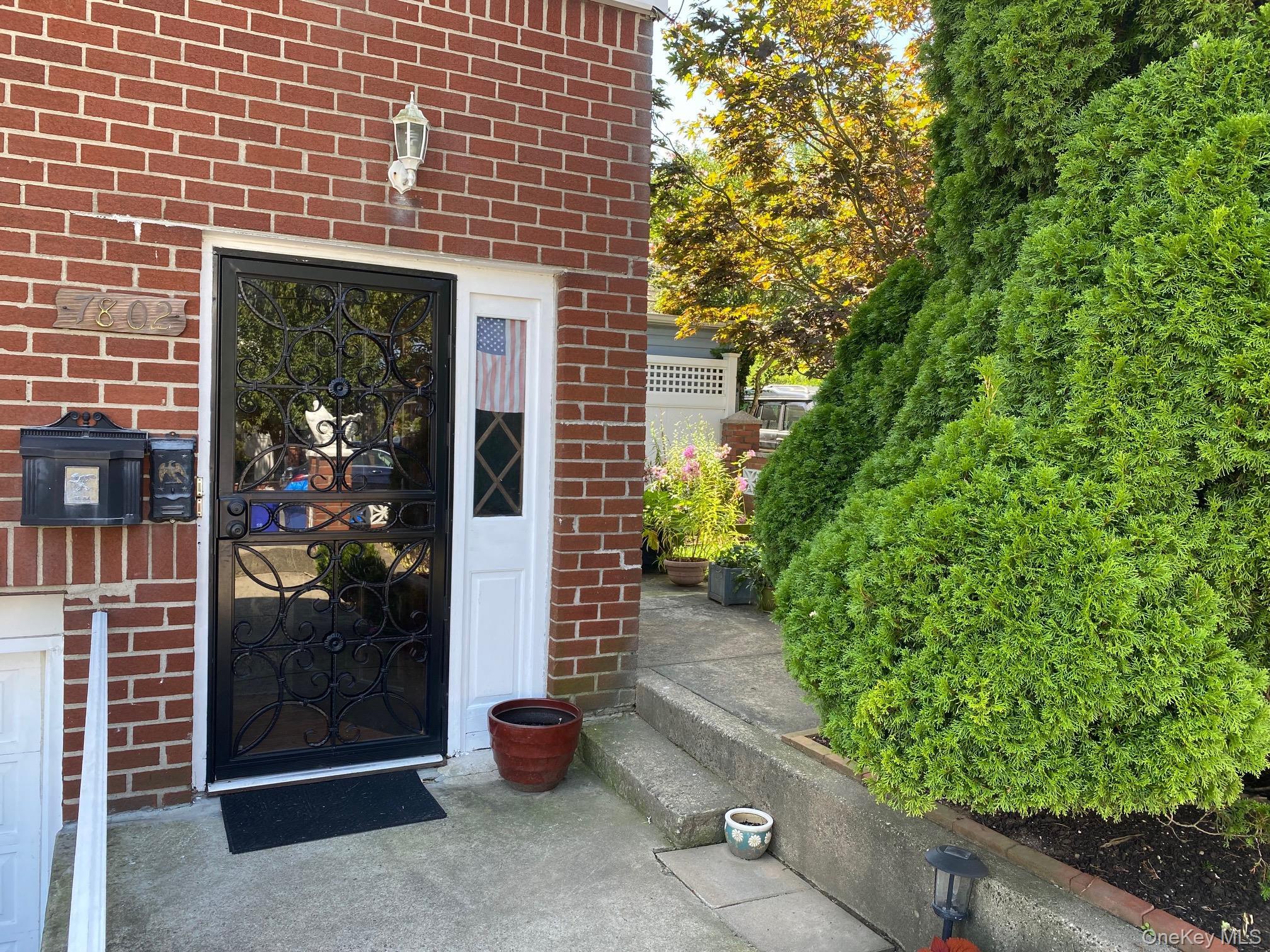 Single Family 151st Queens, NY 11414, MLS-905587-8