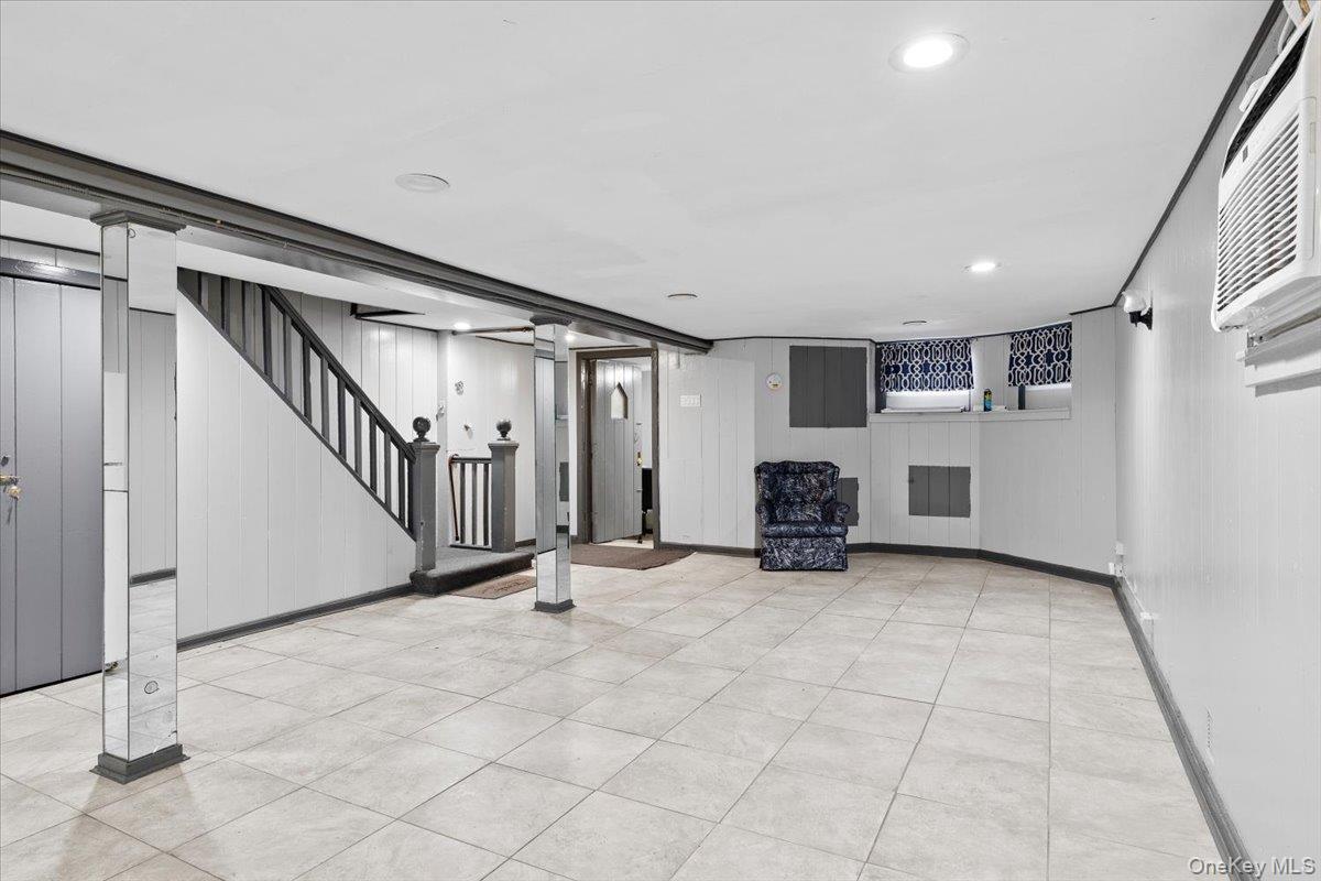 Single Family 26th Brooklyn, NY 11210, MLS-905598-25