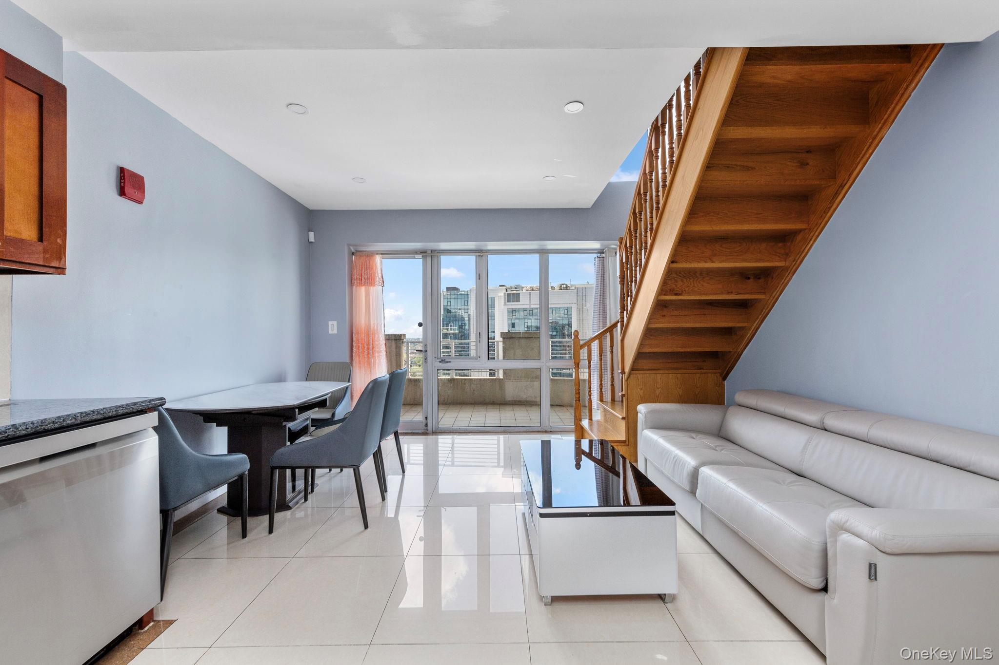 Condo Prince  Queens, NY 11354, MLS-905658-2