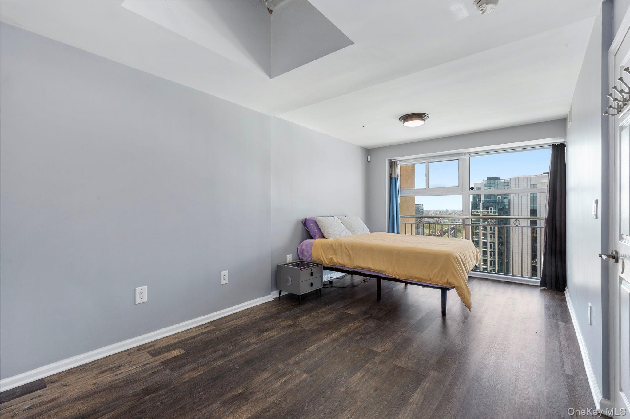 Condo Prince  Queens, NY 11354, MLS-905658-6
