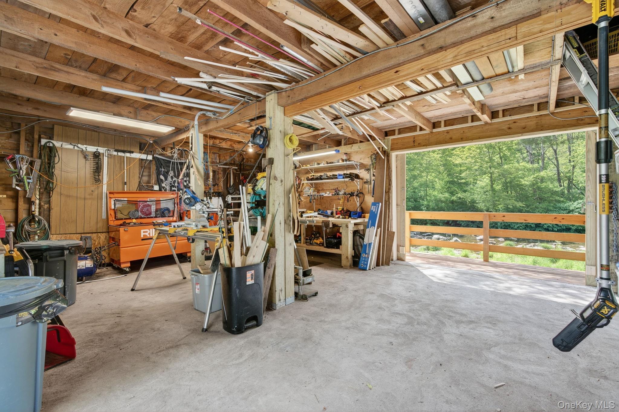 Single Family Main  Greene County, NY 12442, MLS-905694-40