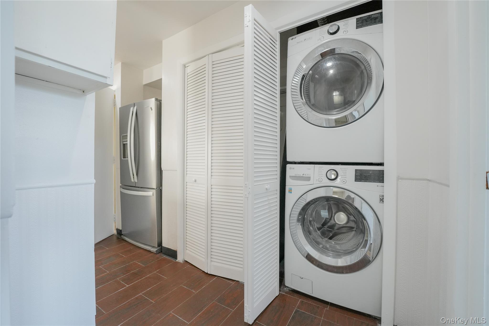 Single Family 56th Queens, NY 11378, MLS-905698-10