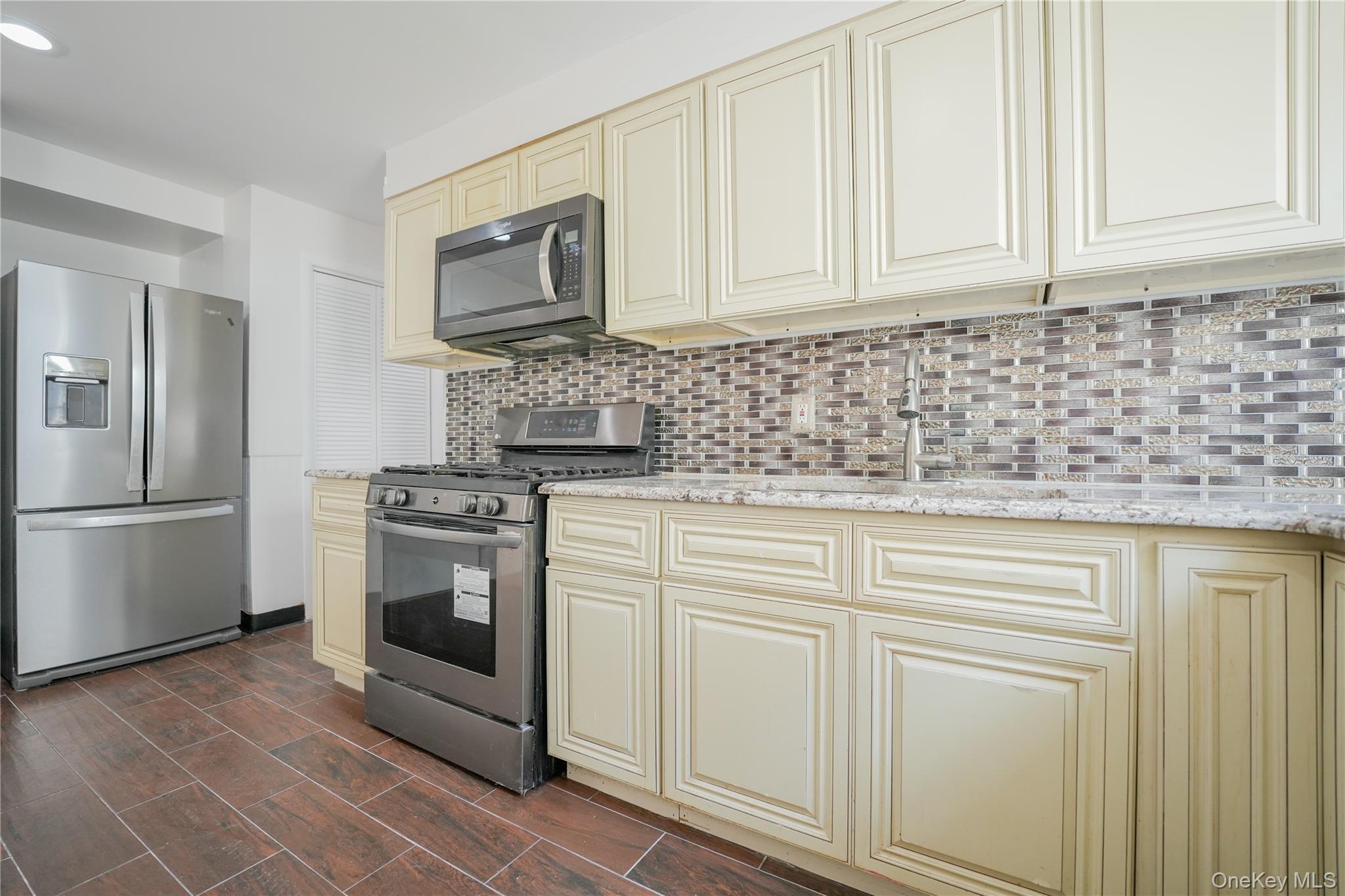 Single Family 56th Queens, NY 11378, MLS-905698-15