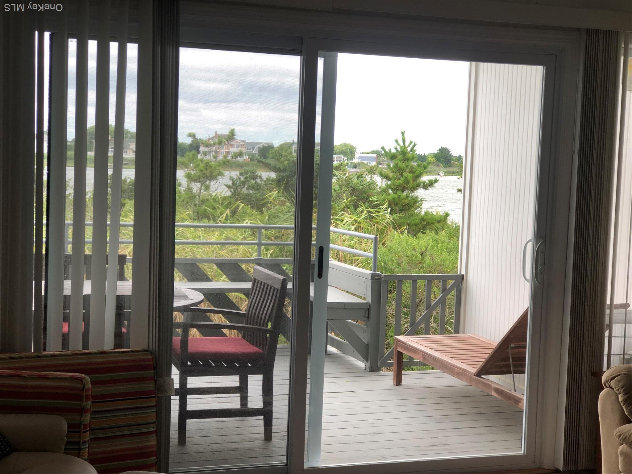 Condo Dune  Suffolk County, NY 11978, MLS-905709-11