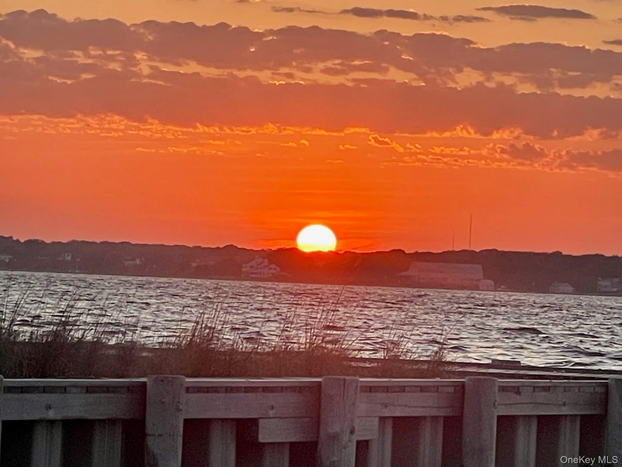 Condo Dune  Suffolk County, NY 11978, MLS-905709-3