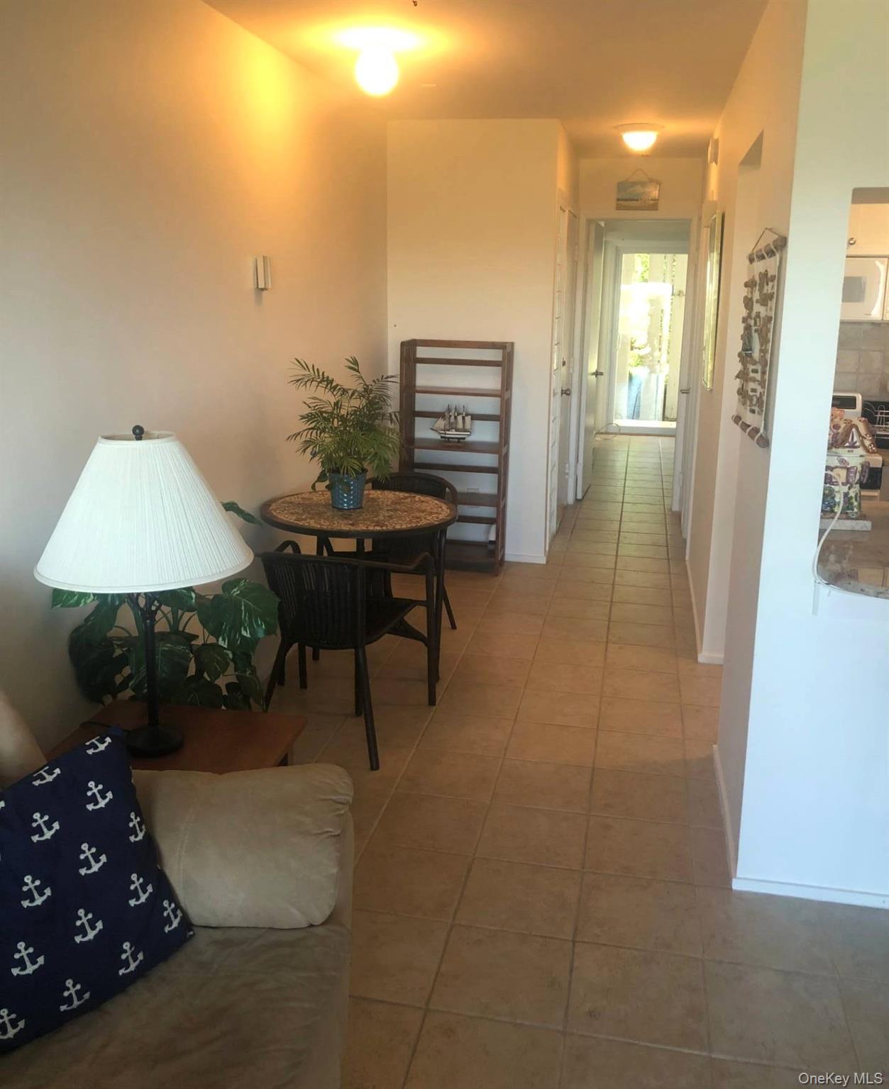 Condo Dune  Suffolk County, NY 11978, MLS-905709-4