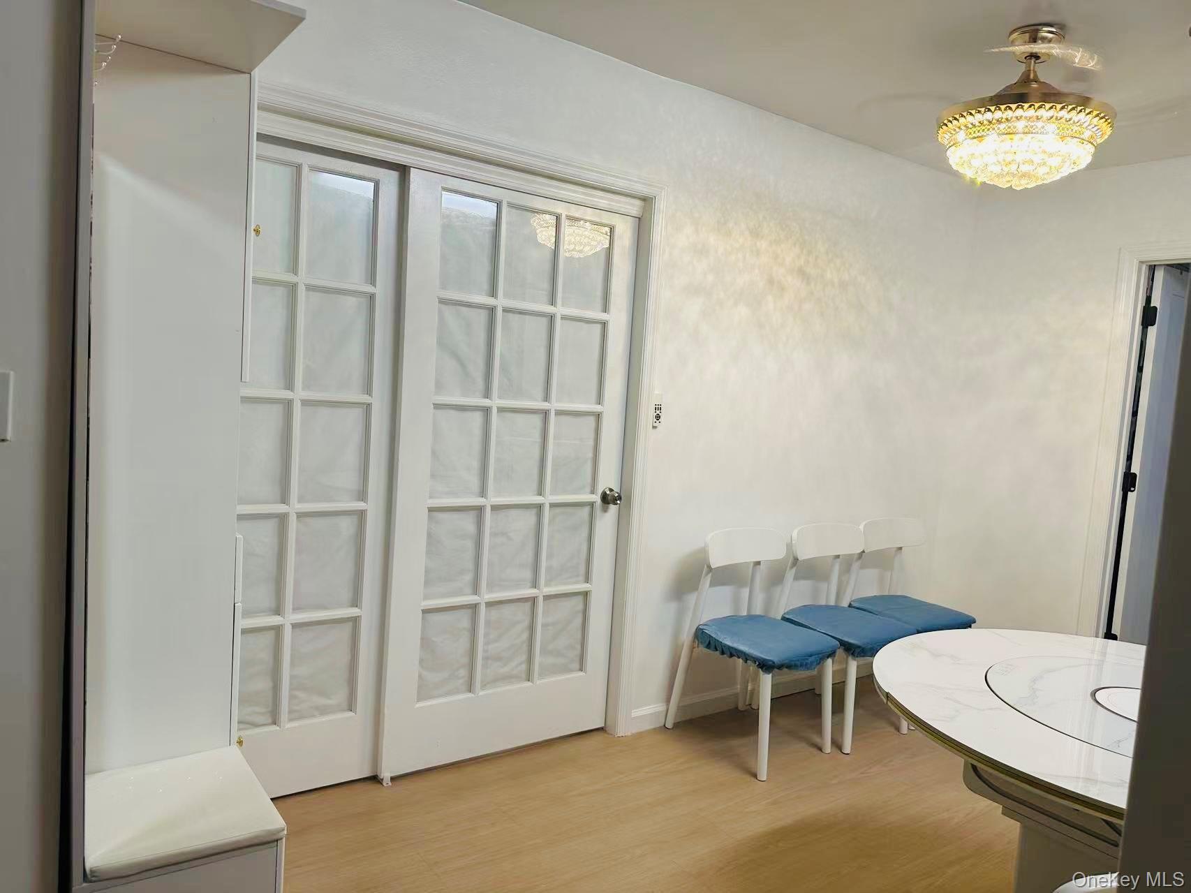 Apartment Saunders  Queens, NY 11374, MLS-905724-8