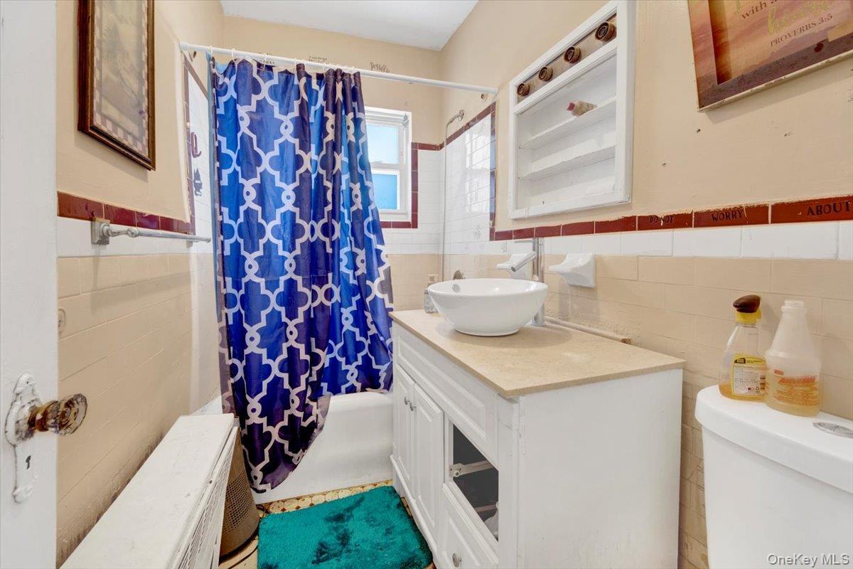 Single Family Wickham  Bronx, NY 10466, MLS-905725-10