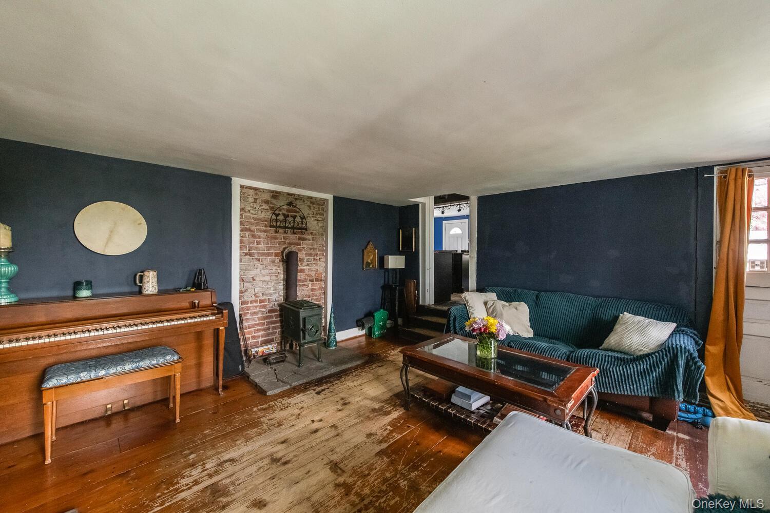 Single Family Hamilton  Dutchess County, NY 12601, MLS-905731-20