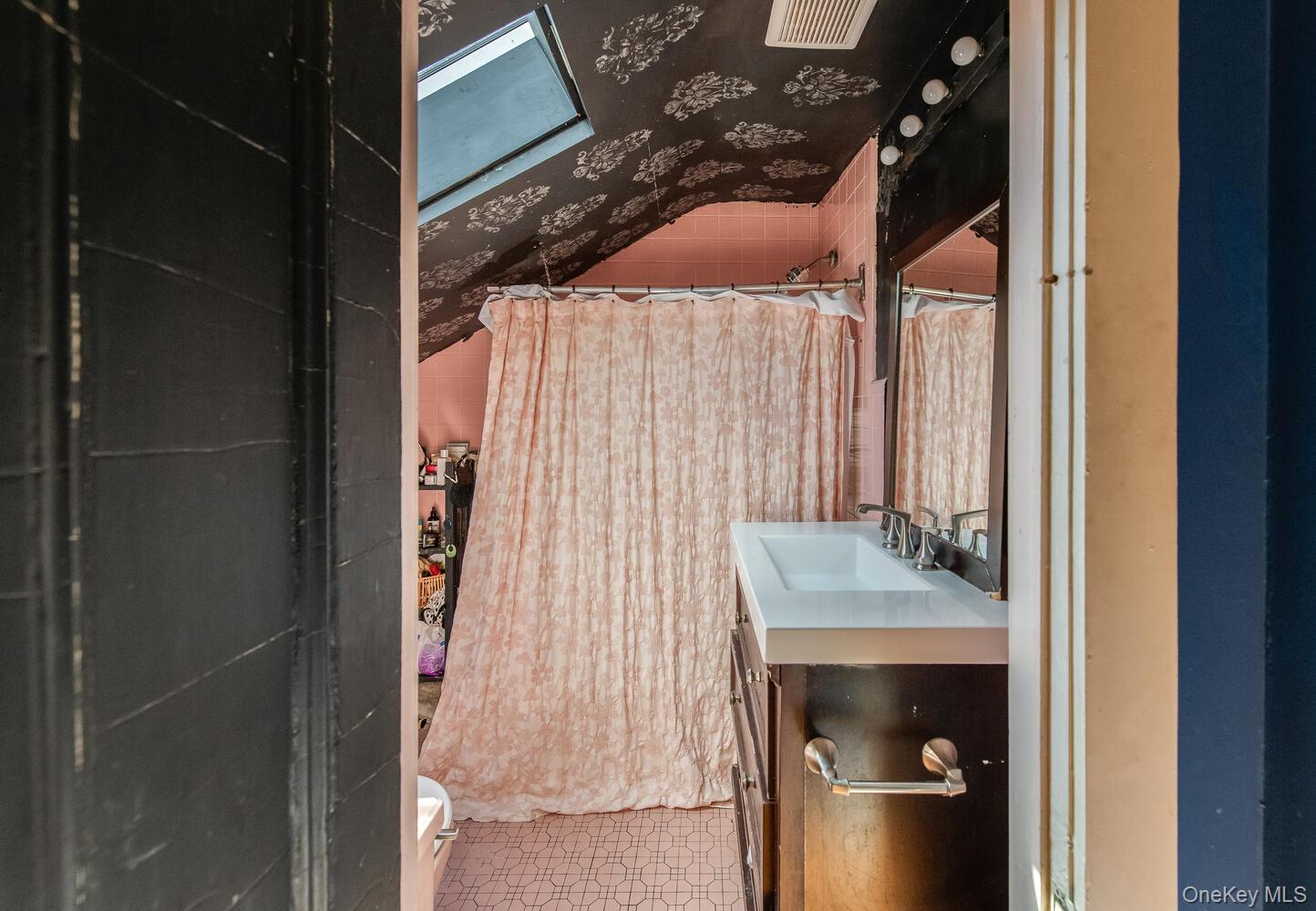 Single Family Hamilton  Dutchess County, NY 12601, MLS-905731-30