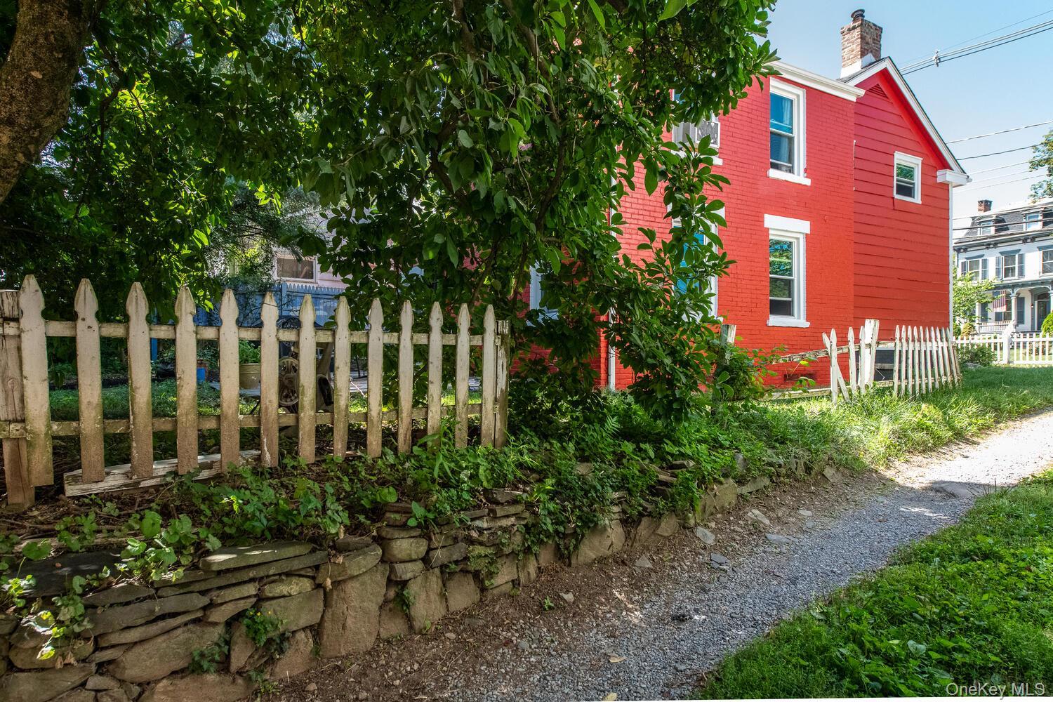 Single Family Hamilton  Dutchess County, NY 12601, MLS-905731-40