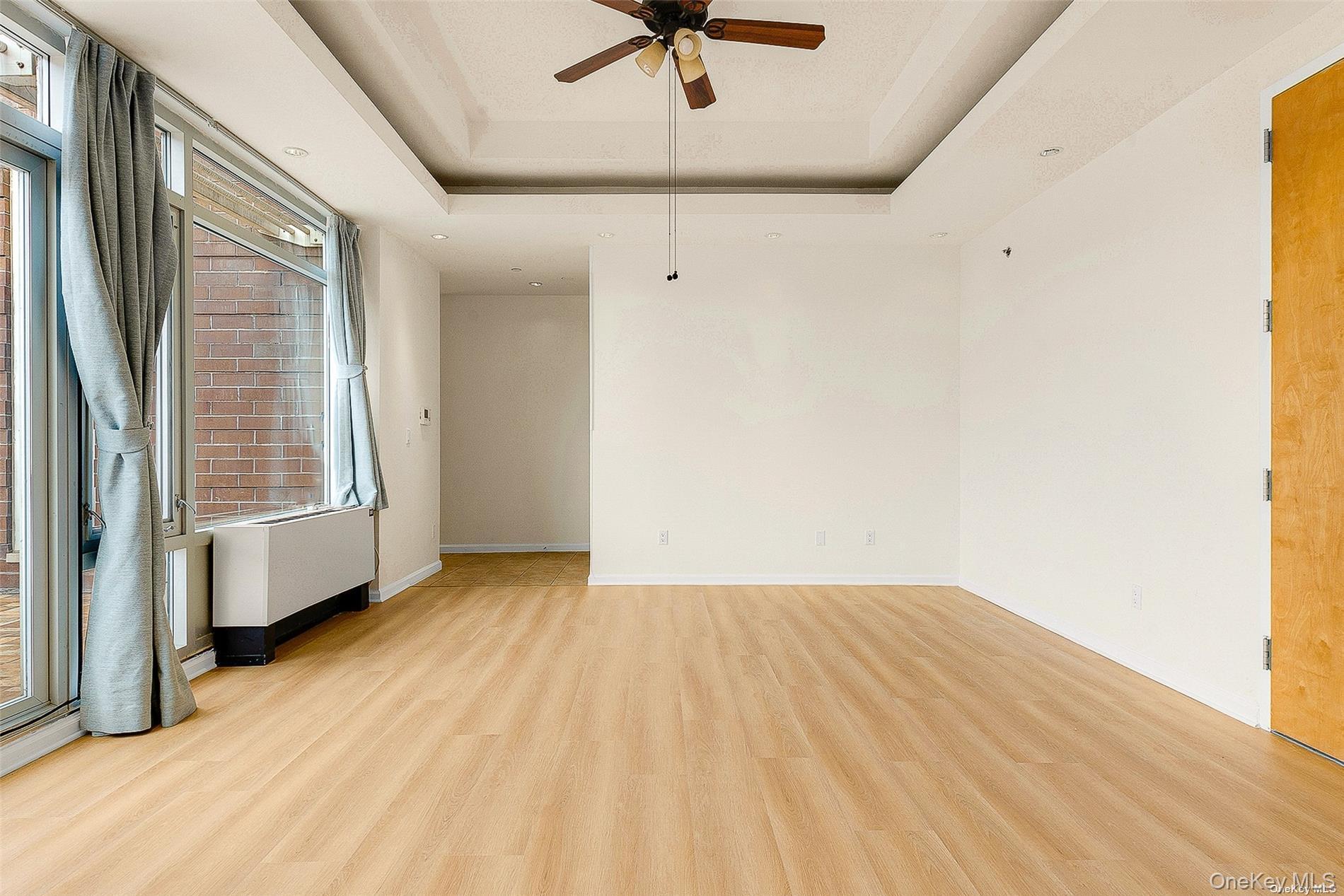 Condo 65th  Queens, NY 11374, MLS-905745-6