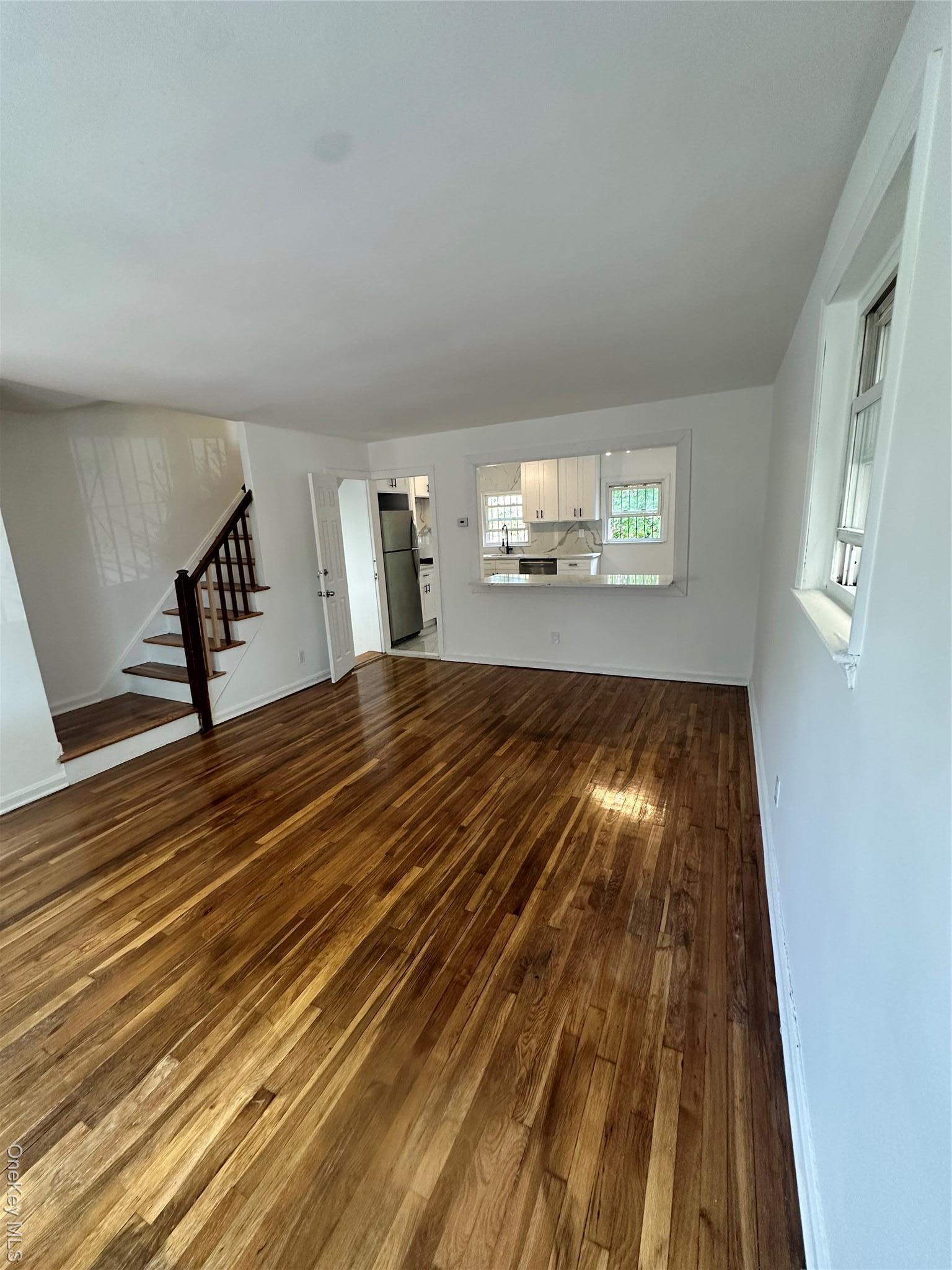 Single Family 228th  Bronx, NY 10466, MLS-905752-5