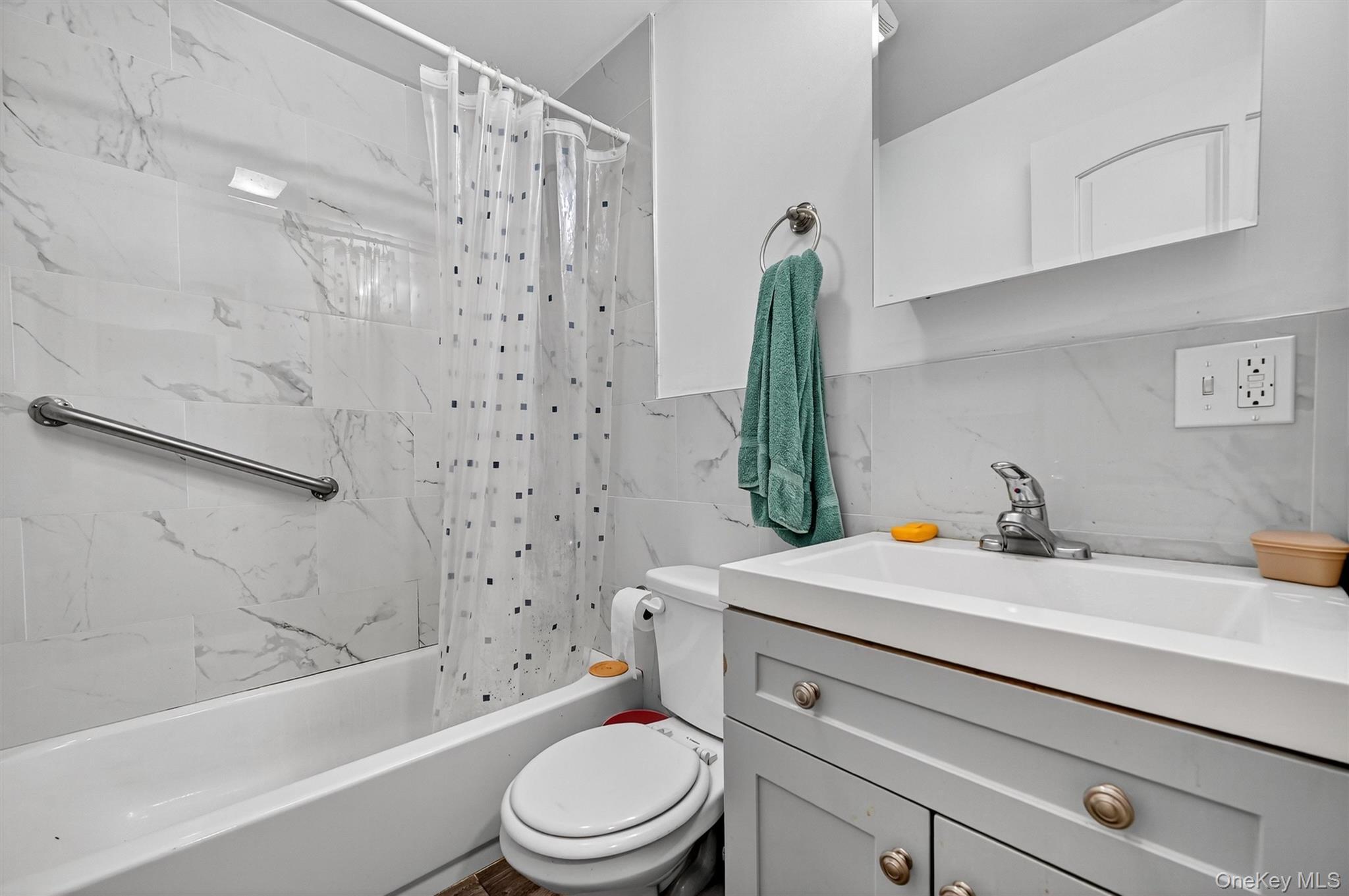 Single Family Broadway  Westchester County, NY 10701, MLS-905768-38
