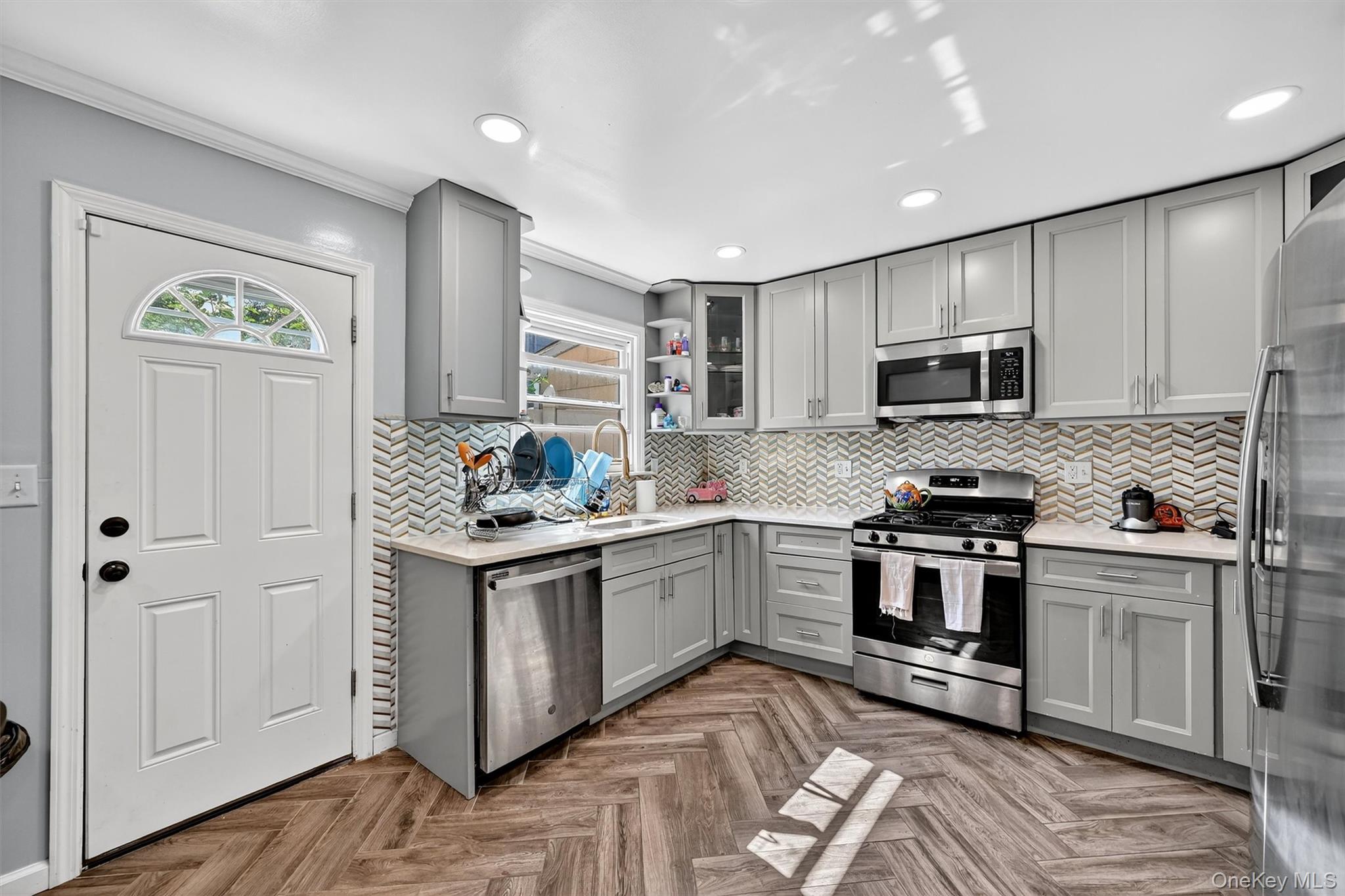 Single Family Broadway  Westchester County, NY 10701, MLS-905768-7