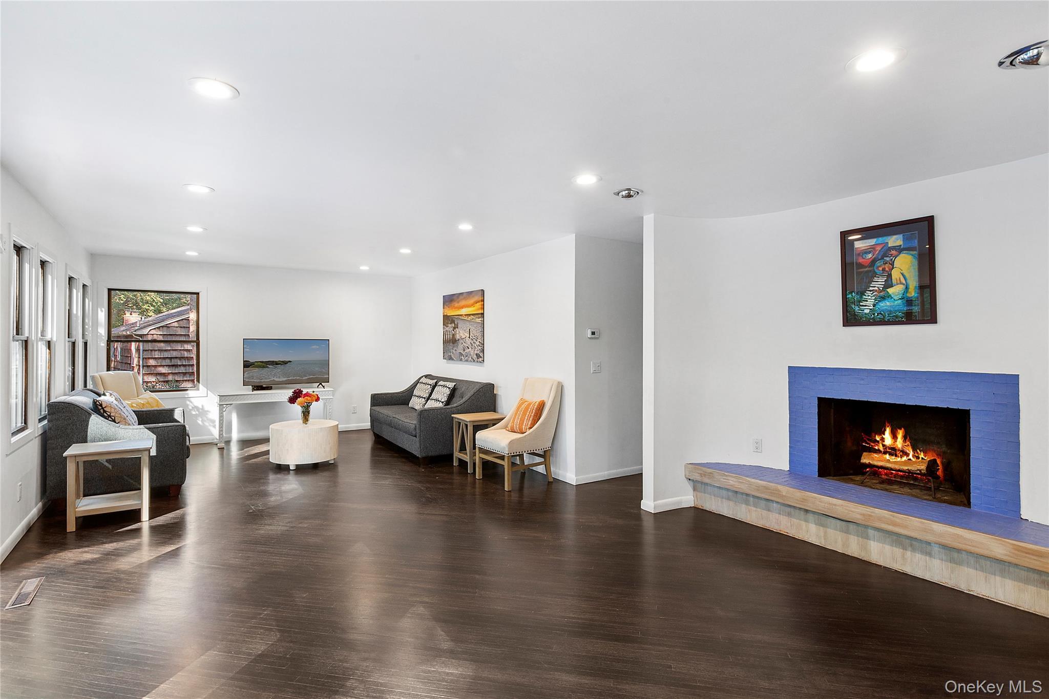 Single Family Brigantine Suffolk County, NY 11971, MLS-905803-5