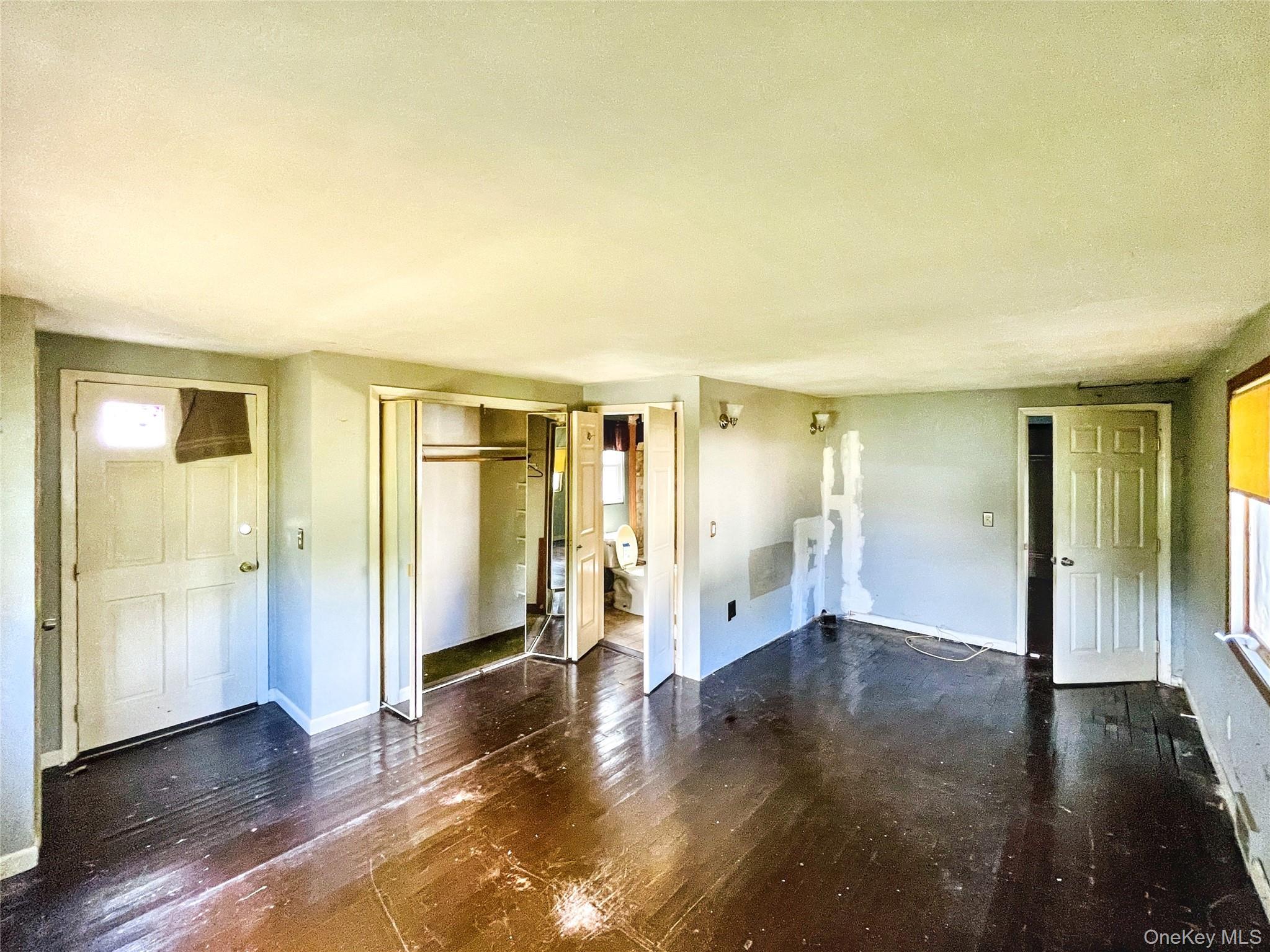 Single Family Woods Suffolk County, NY 11720, MLS-905810-11