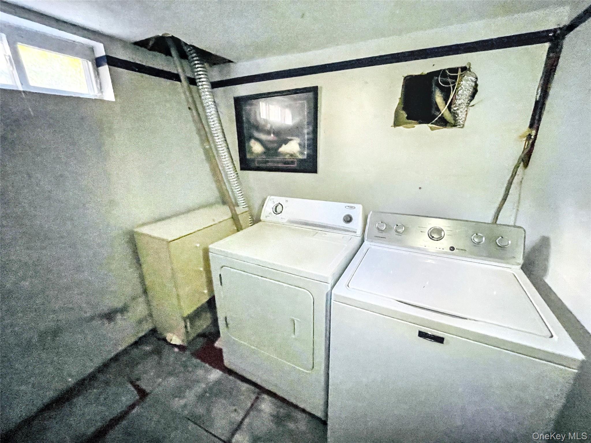 Single Family Woods Suffolk County, NY 11720, MLS-905810-17