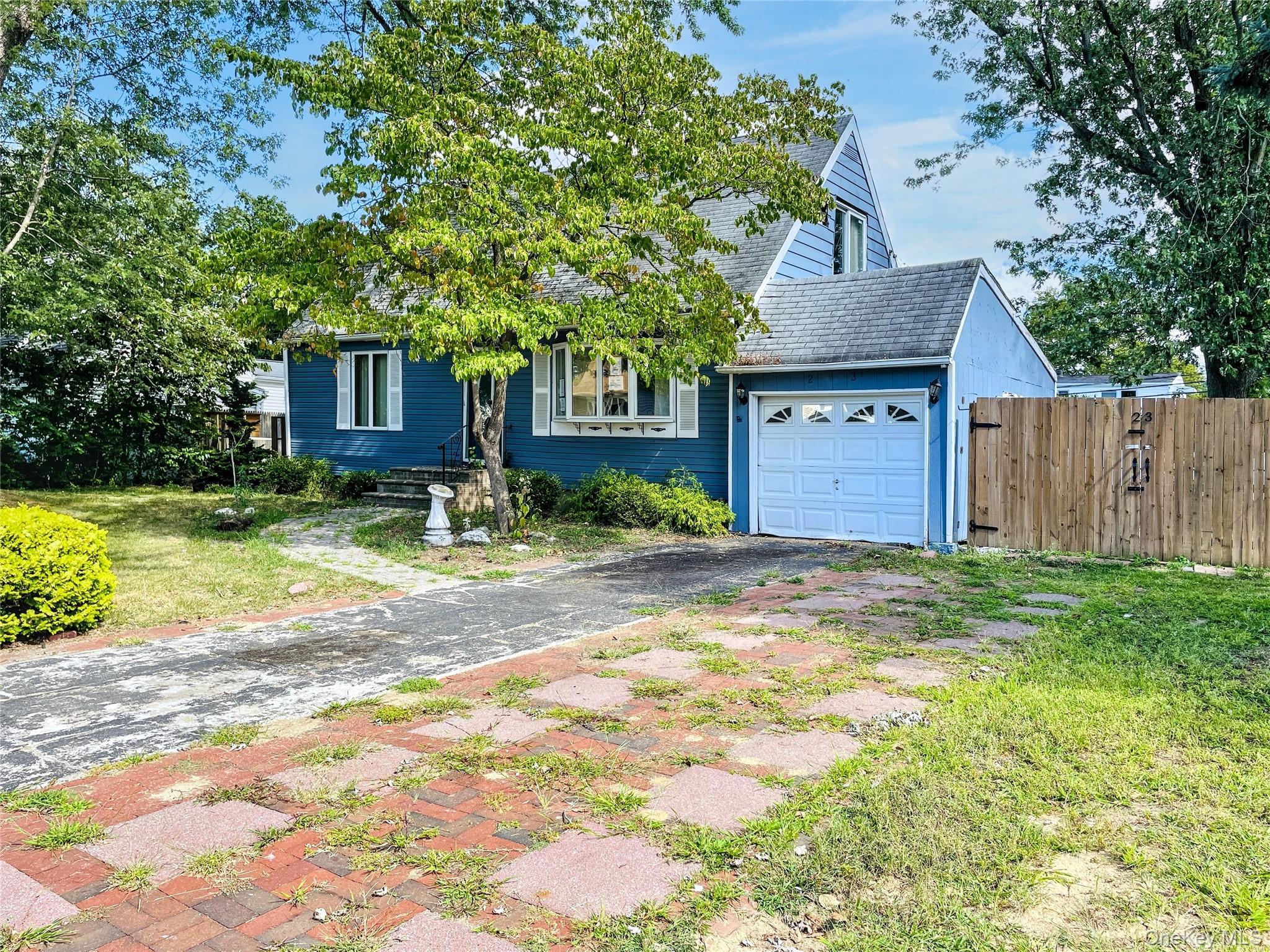 Single Family Woods Suffolk County, NY 11720, MLS-905810-19