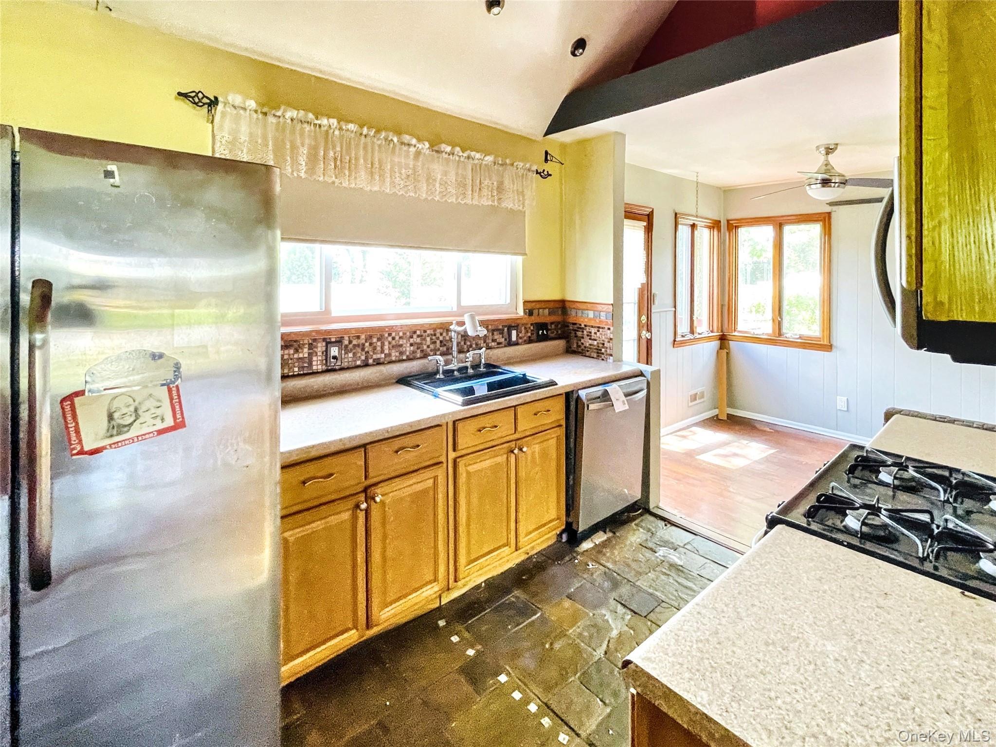 Single Family Woods Suffolk County, NY 11720, MLS-905810-6