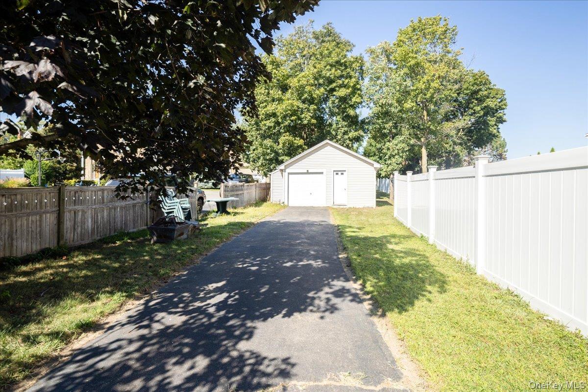 Single Family Silver Nassau County, NY 11572, MLS-905826-20