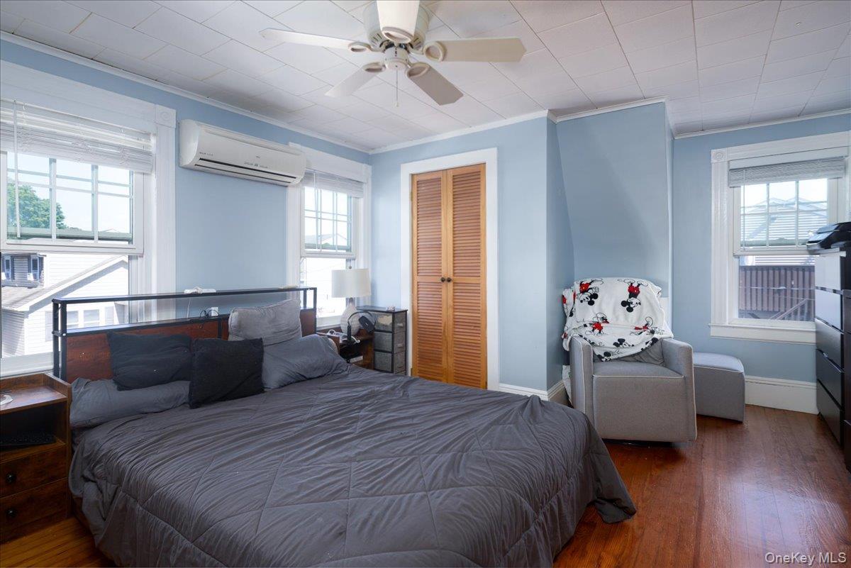 Single Family Silver Nassau County, NY 11572, MLS-905826-4