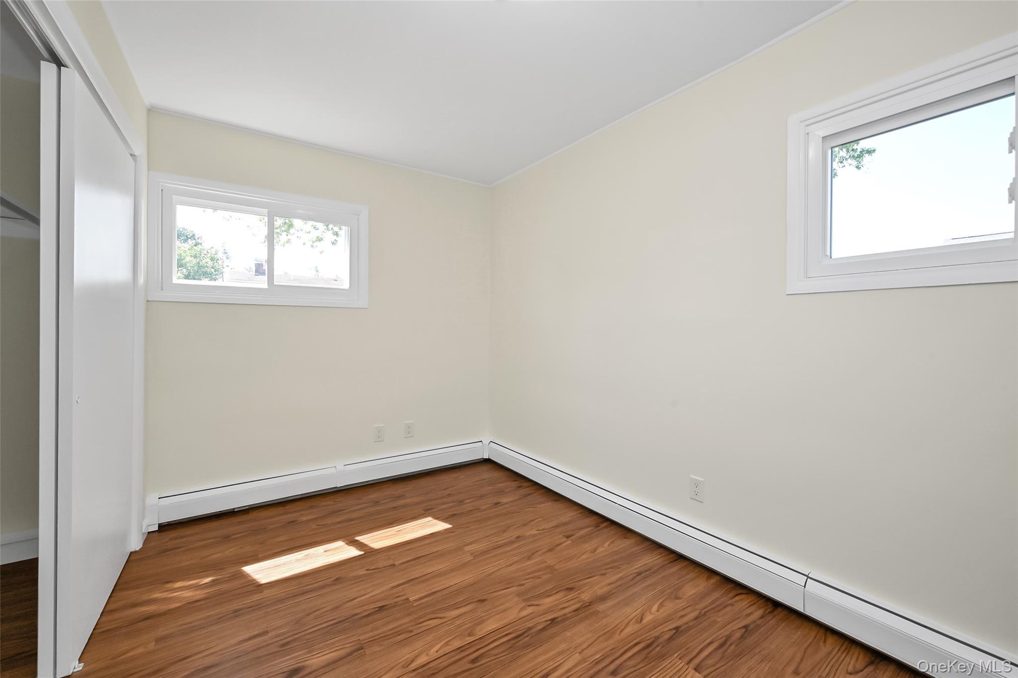 Single Family Autumn  Nassau County, NY 11801, MLS-905829-11