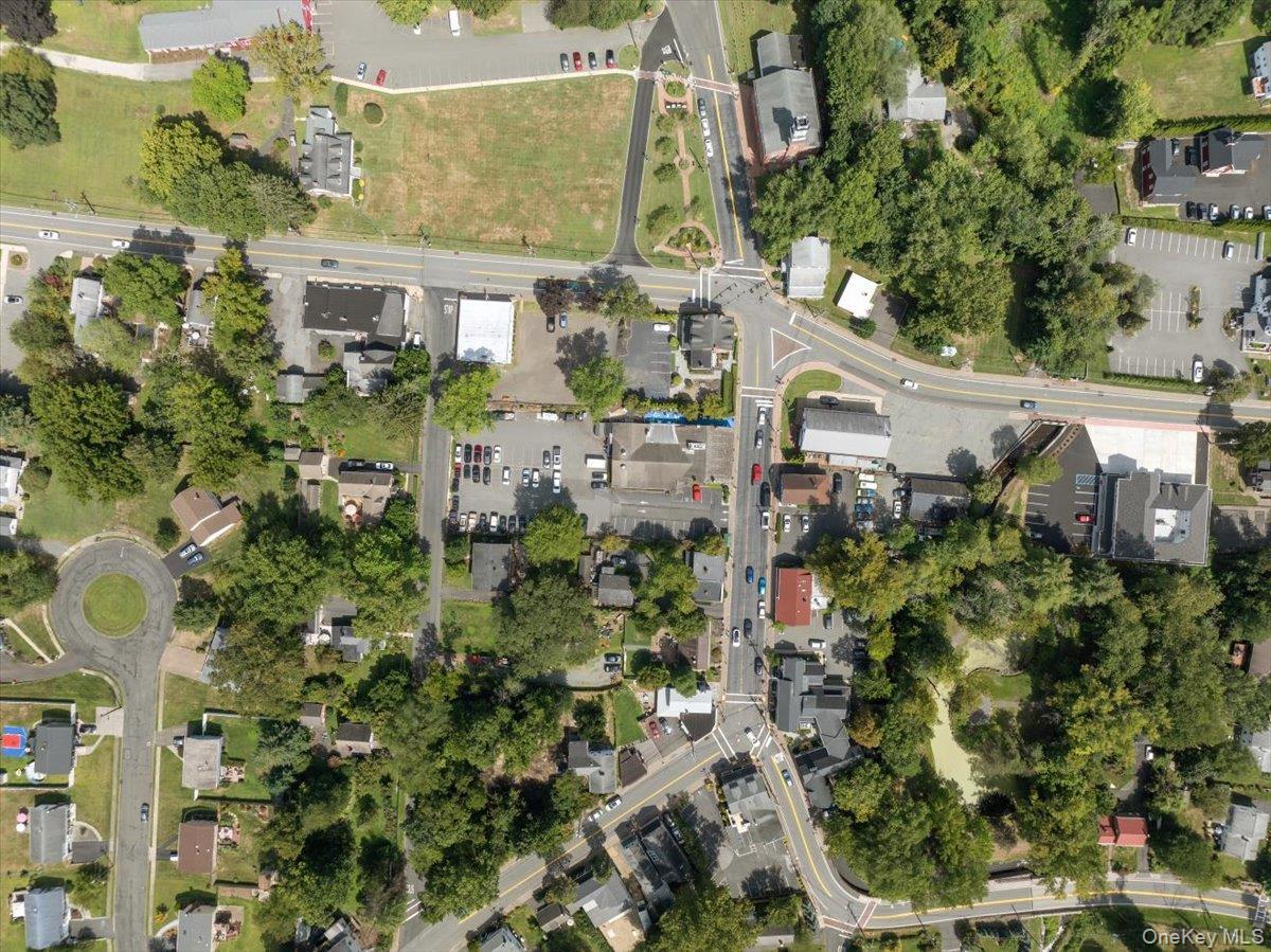 Single Family Main  Rockland County, NY 10983, MLS-905830-34