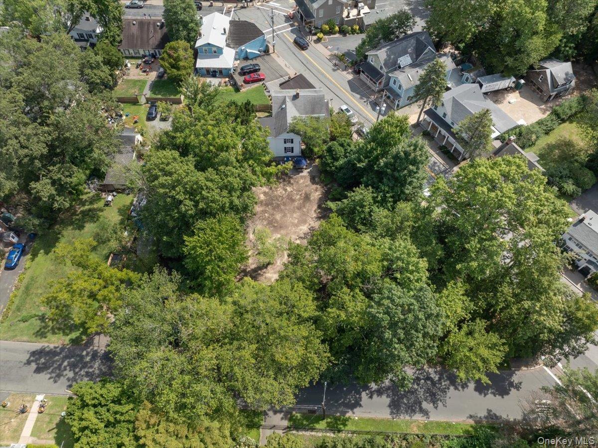 Single Family Main  Rockland County, NY 10983, MLS-905830-37