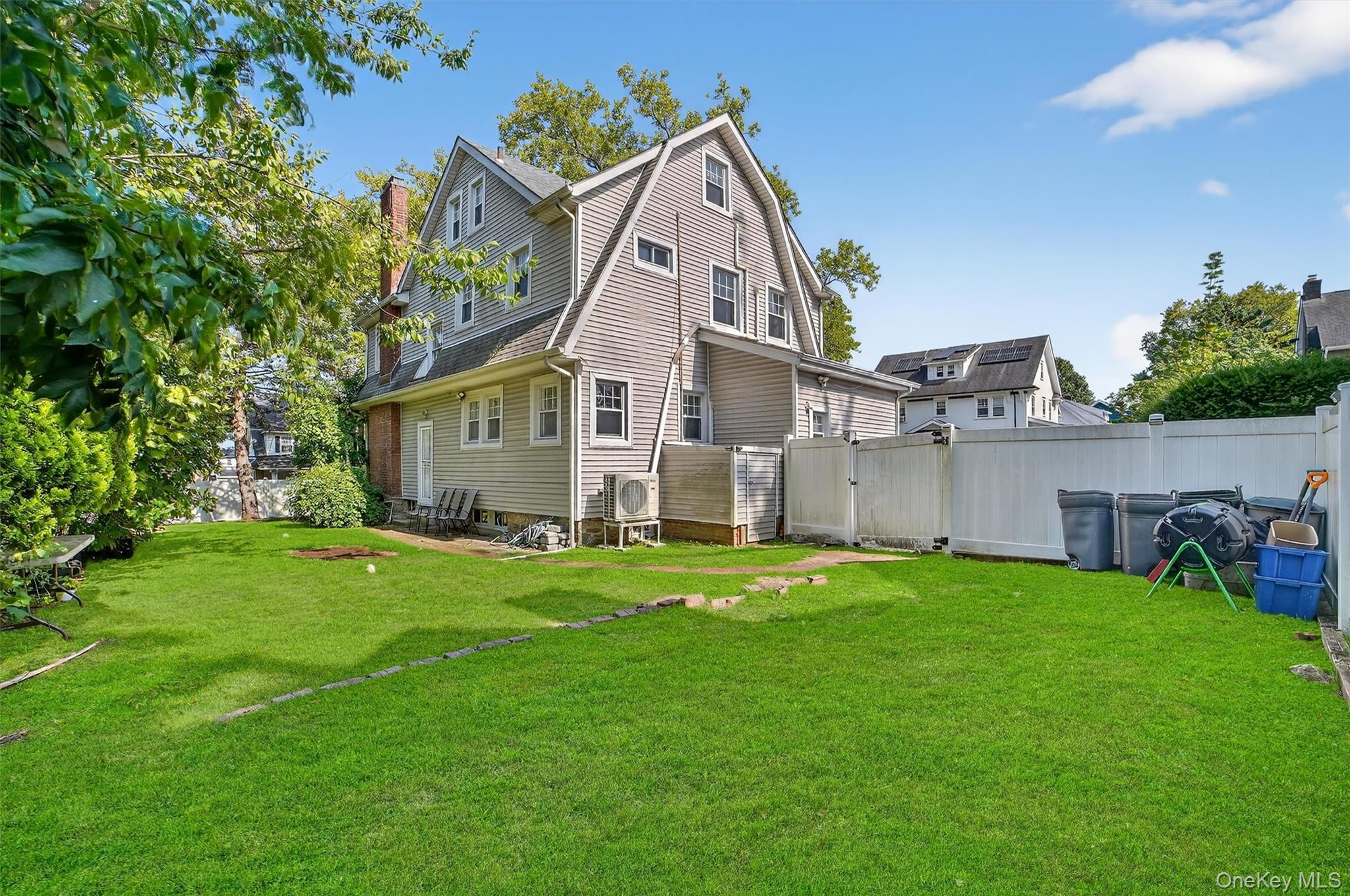 Single Family Irving  Westchester County, NY 10801, MLS-905834-38