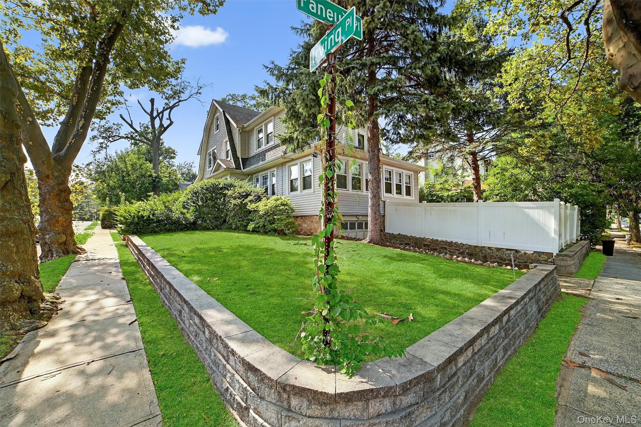 Single Family Irving  Westchester County, NY 10801, MLS-905834-4