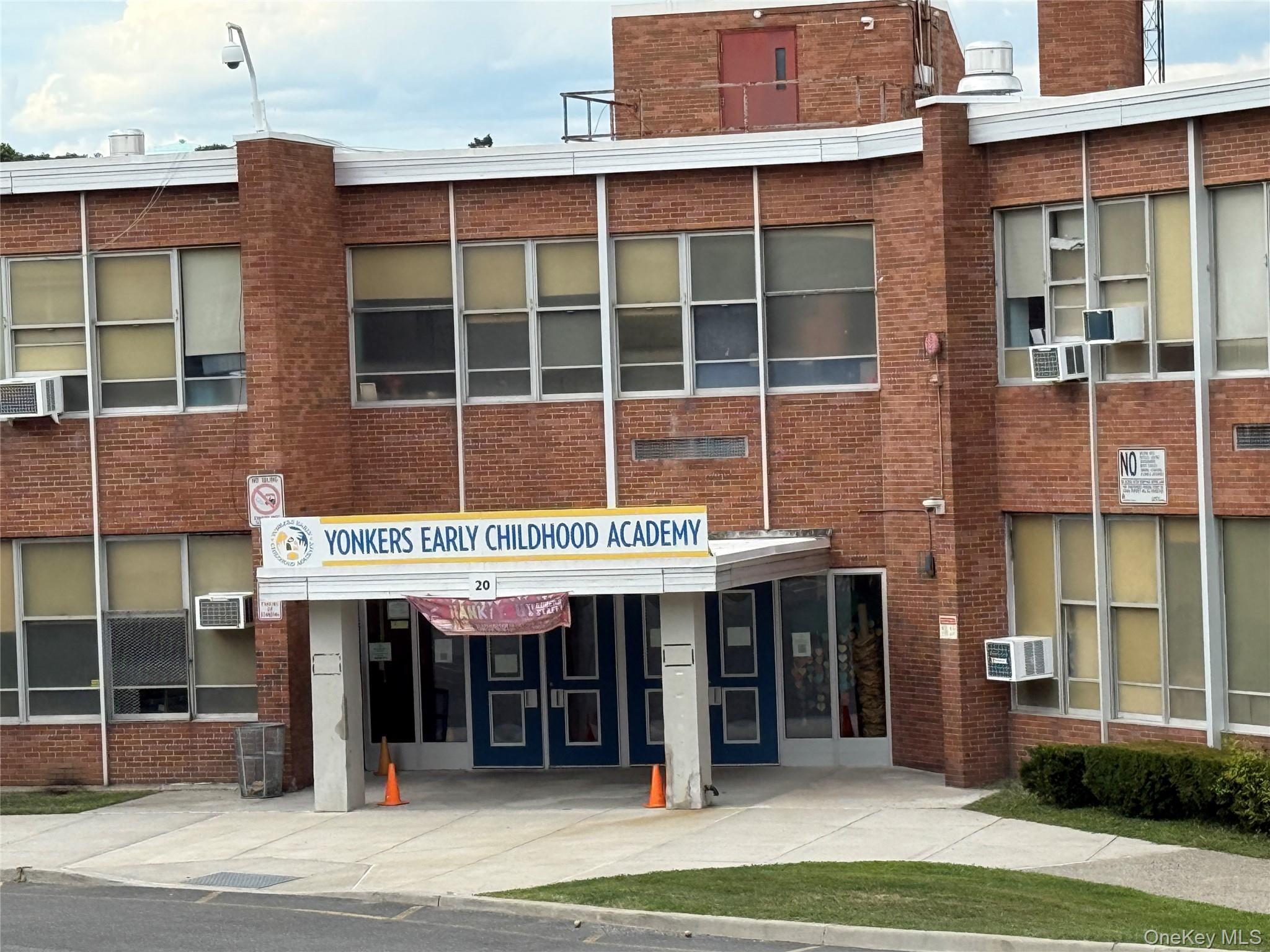 Single Family Bolmer  Westchester County, NY 10703, MLS-905860-27