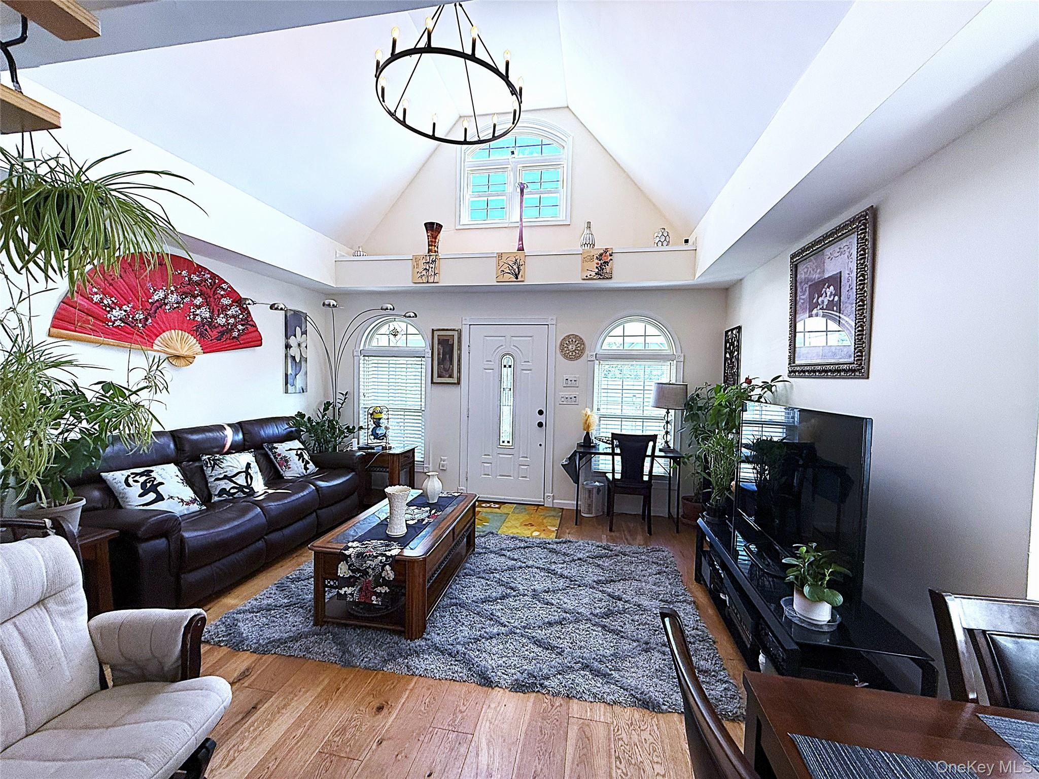 Single Family Desoto Suffolk County, NY 11701, MLS-905918-5