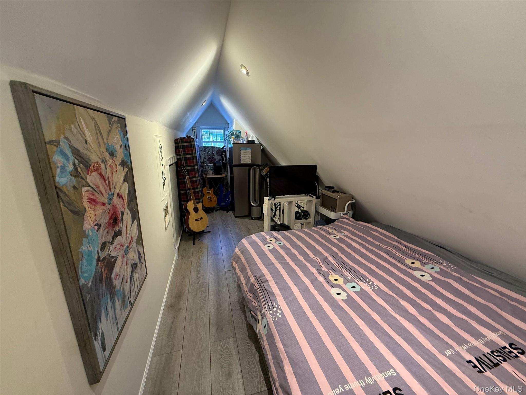 Single Family Desoto Suffolk County, NY 11701, MLS-905918-9