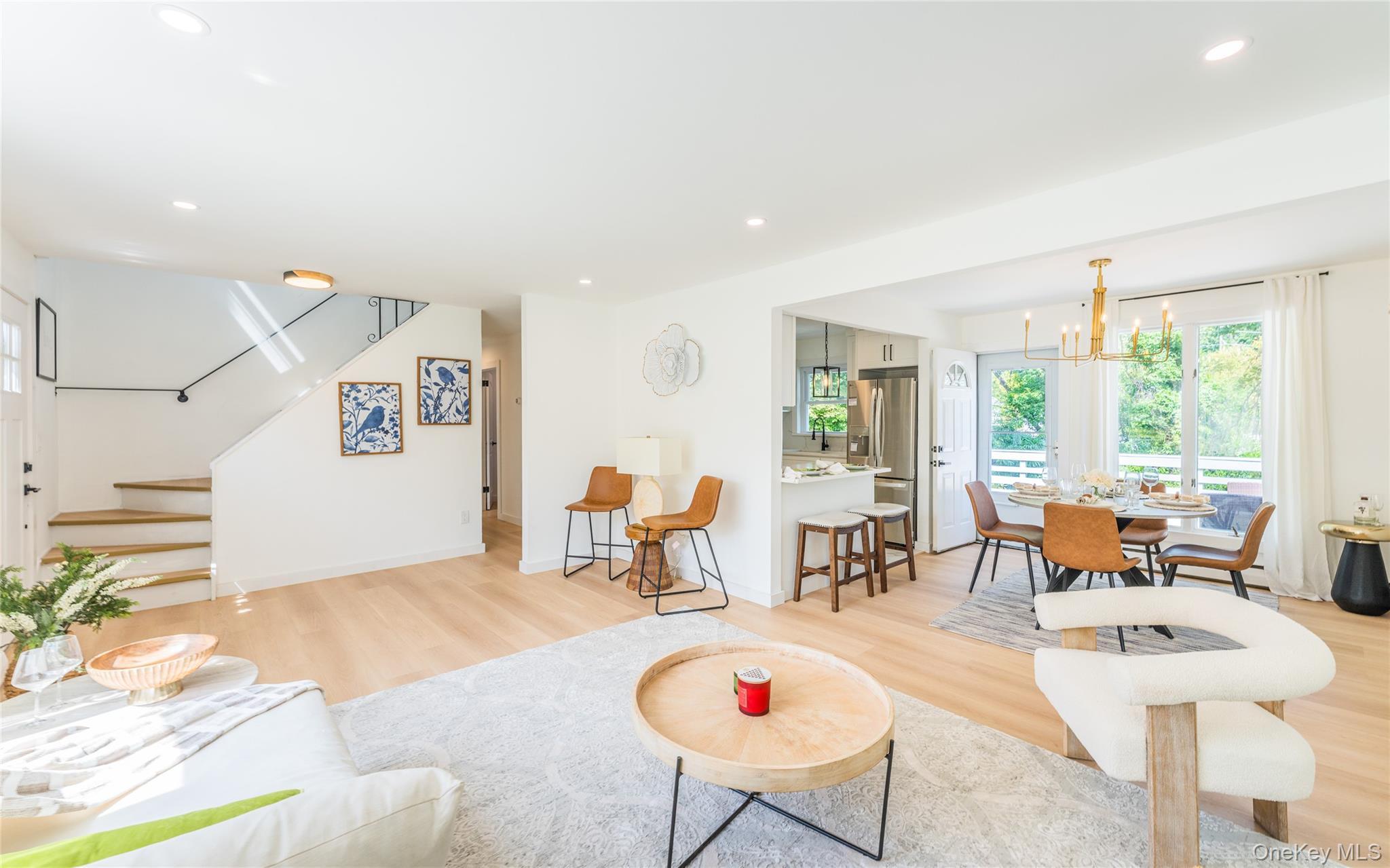 Single Family Glenwood  Nassau County, NY 11547, MLS-905923-6