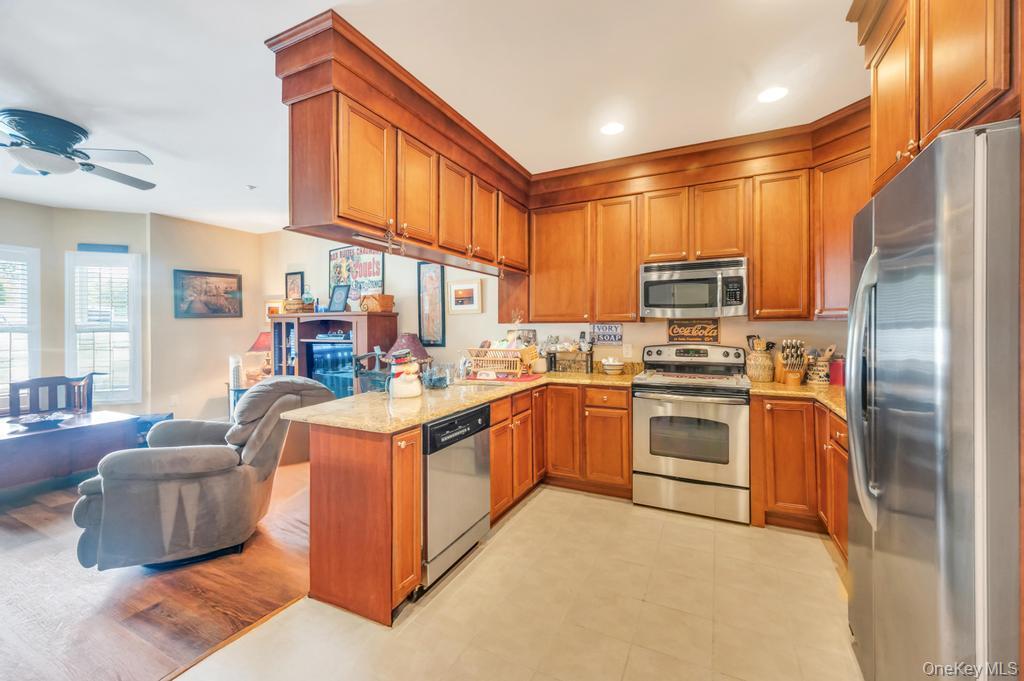 Single Family Okeefe Suffolk County, NY 11769, MLS-905967-12