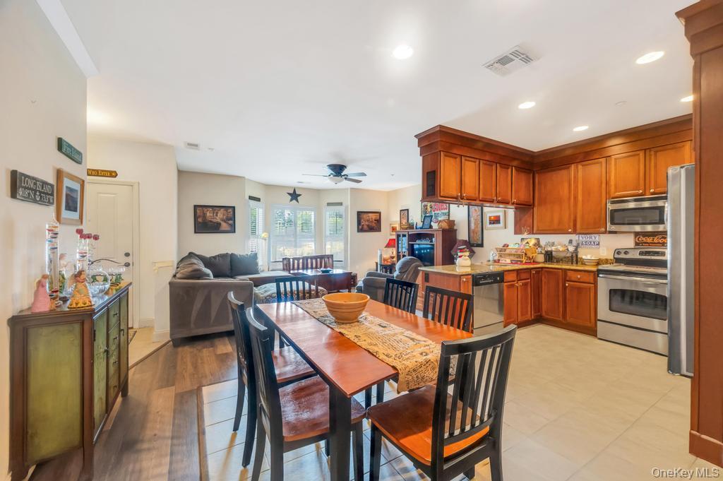 Single Family Okeefe Suffolk County, NY 11769, MLS-905967-16