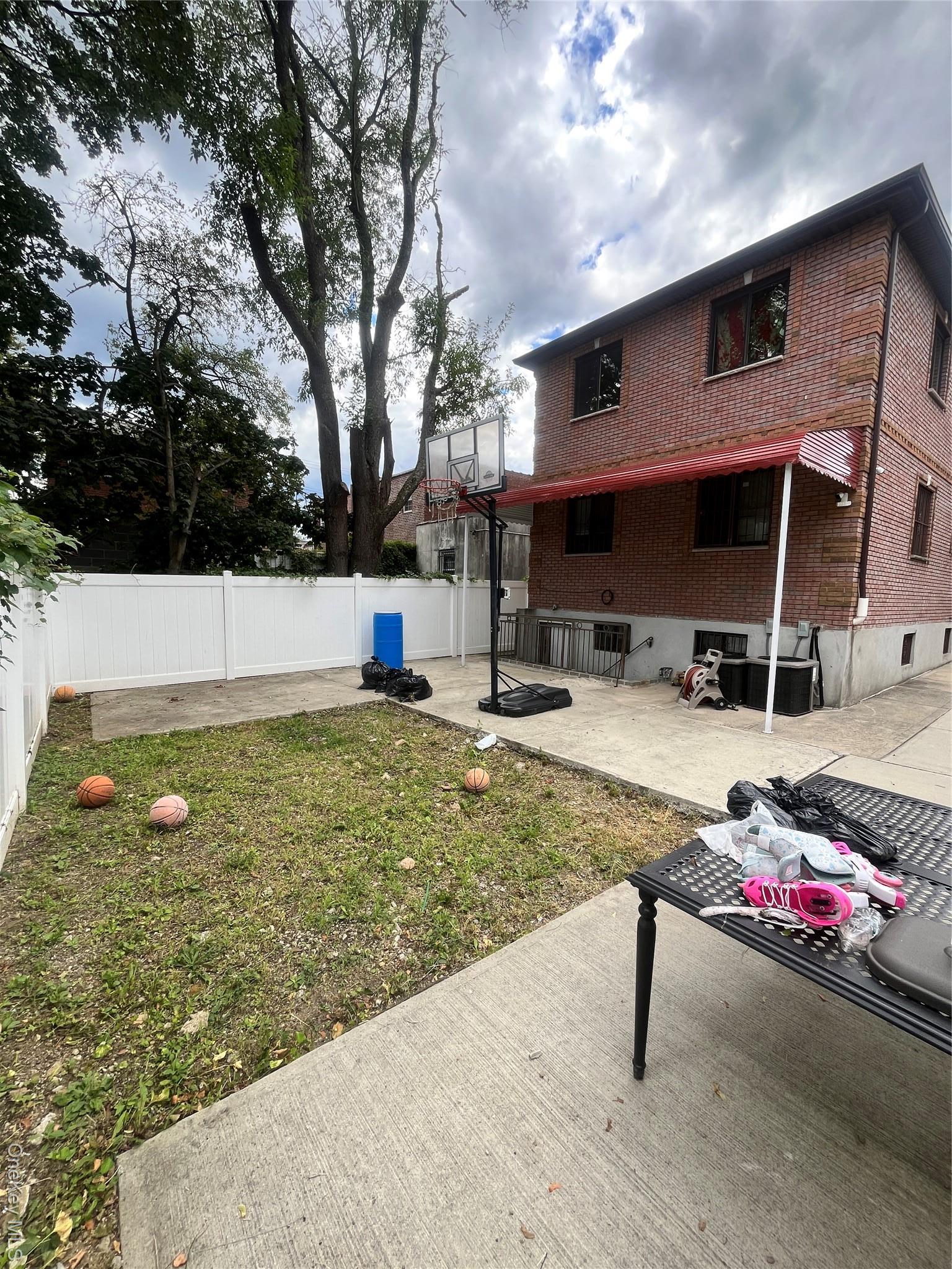 Commercial Lease Pitman  Bronx, NY 10466, MLS-906021-11