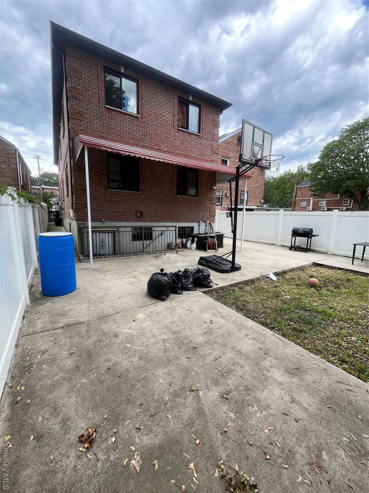 Commercial Lease Pitman  Bronx, NY 10466, MLS-906021-8
