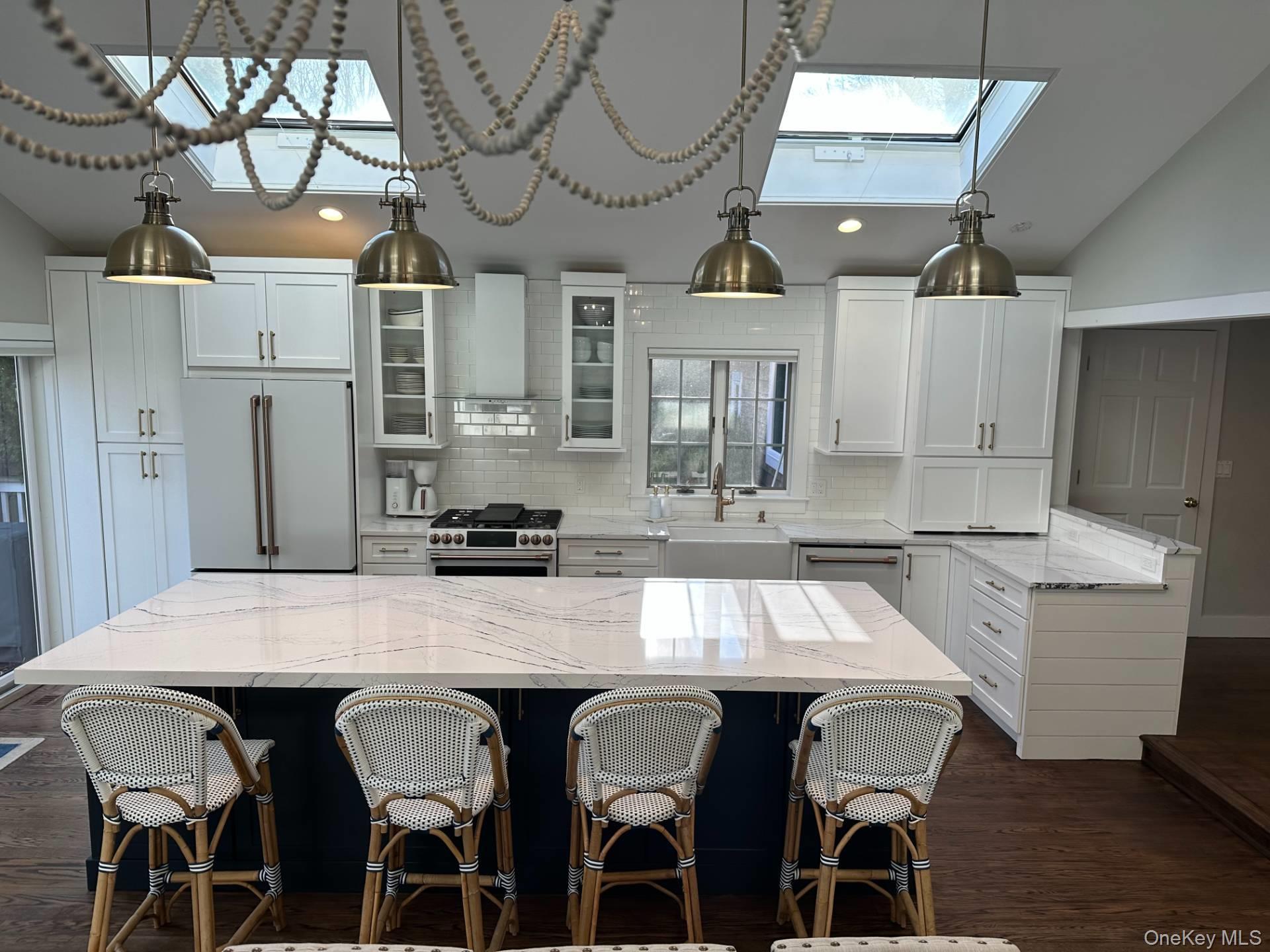 Single Family Shadyrest Suffolk County, NY 11963, MLS-906022-12